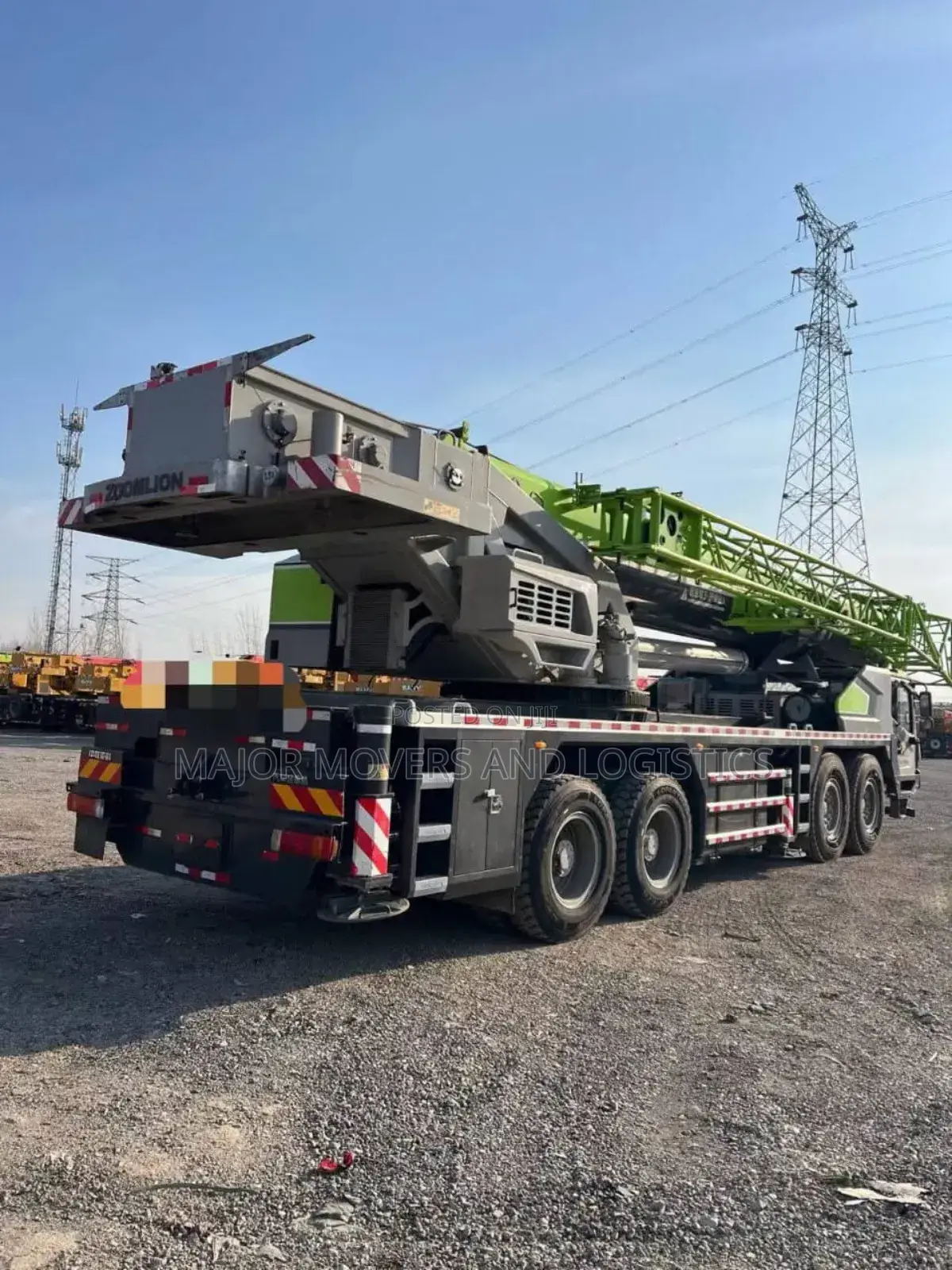 Transit Cranes for Goods Lifting Are Available