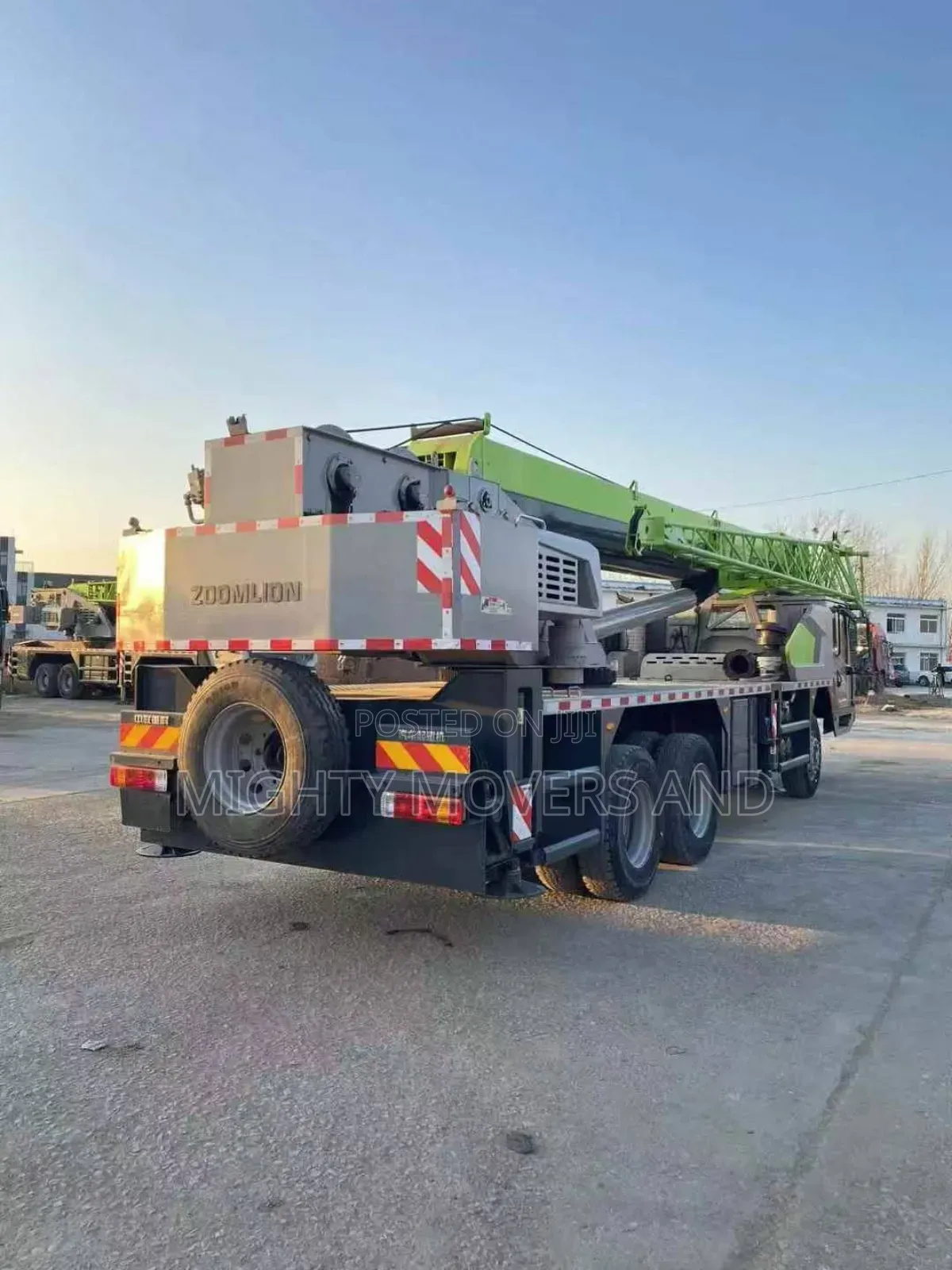Transit Trailers With Cranes for Goods Transportation Are Available