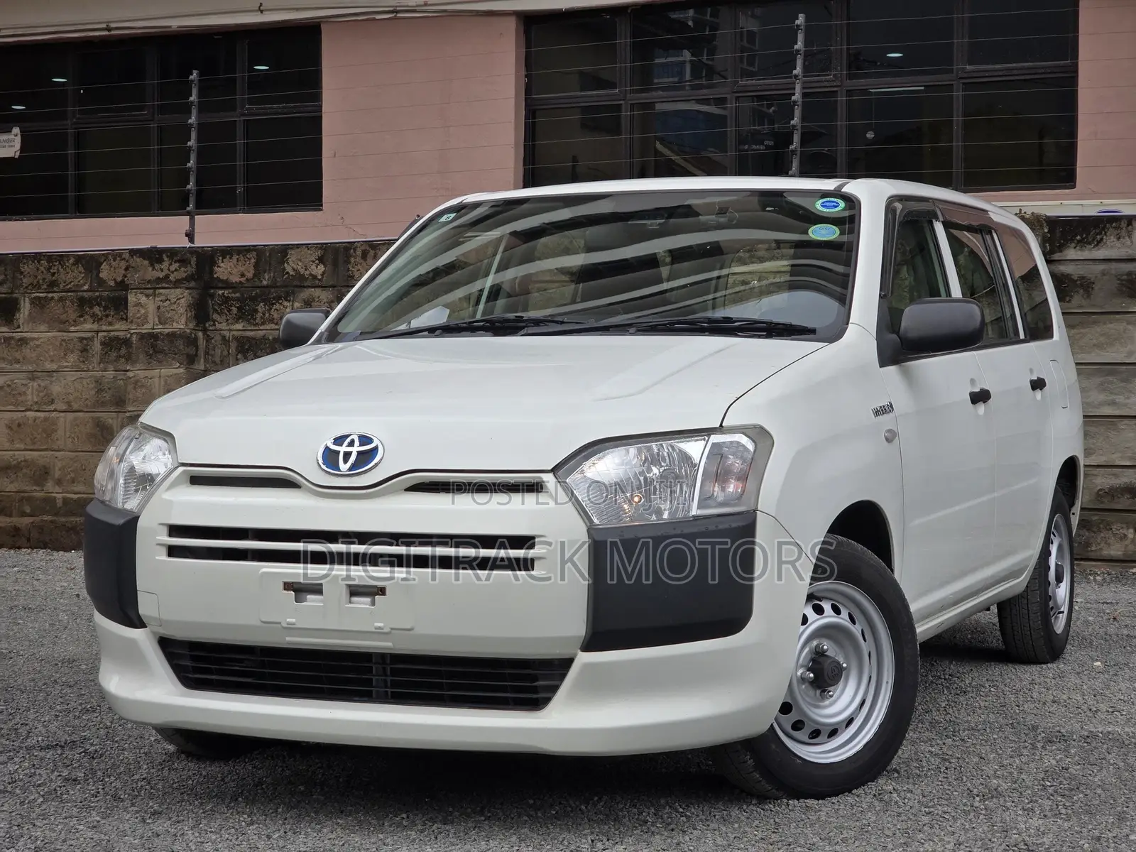 Toyota Probox 1.5 Hybrid DX 2019 White