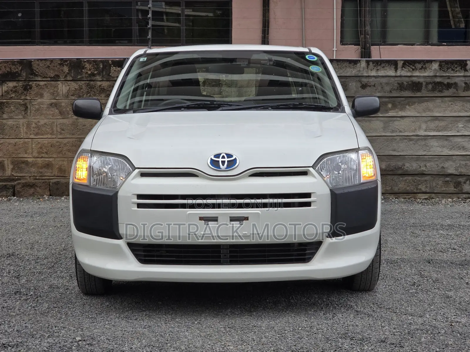 Toyota Probox 1.5 Hybrid DX 2019 White