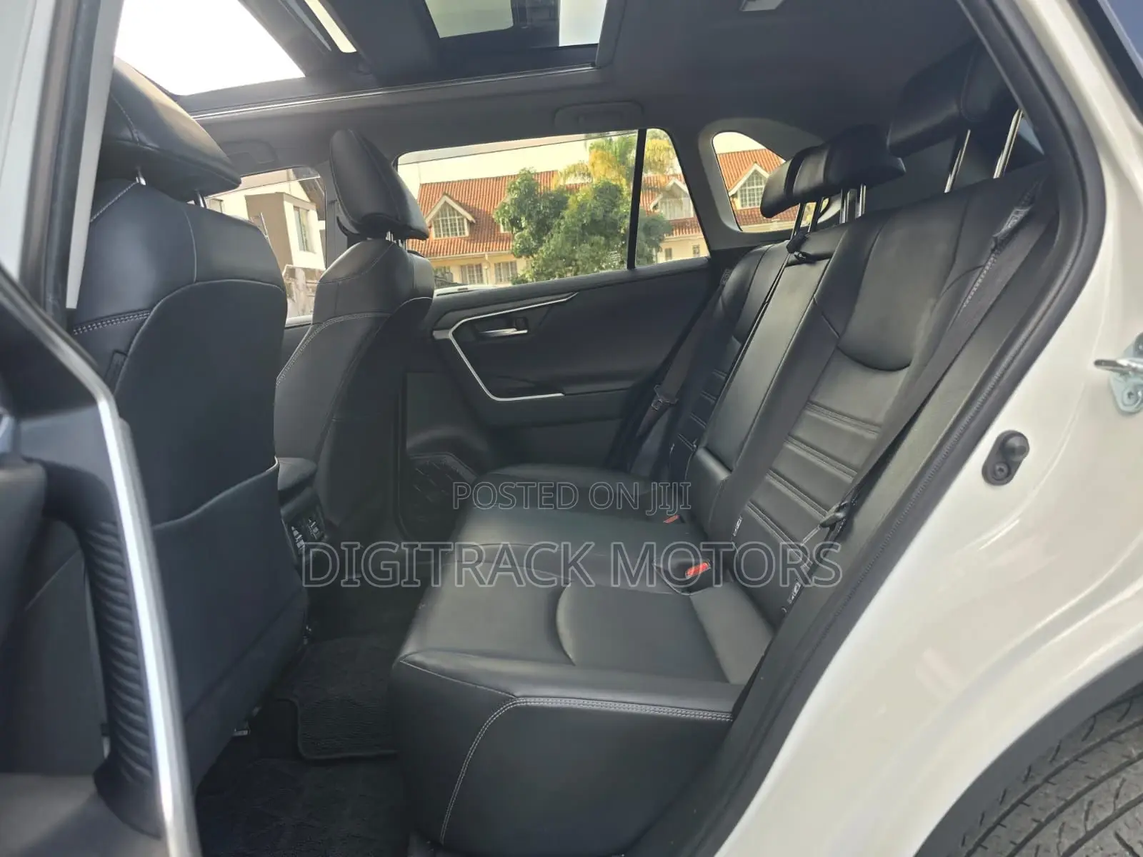 Toyota RAV4 2020 White