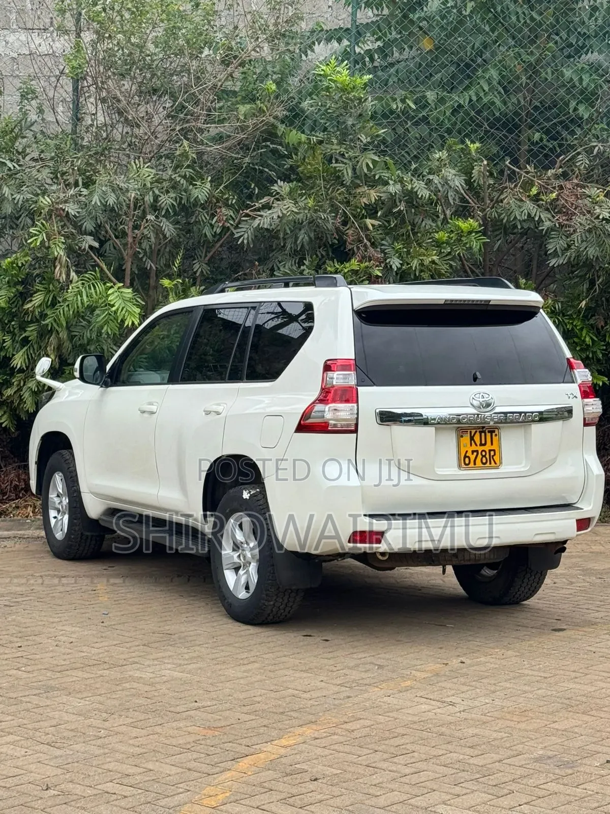 Toyota Land Cruiser Prado 2017 White