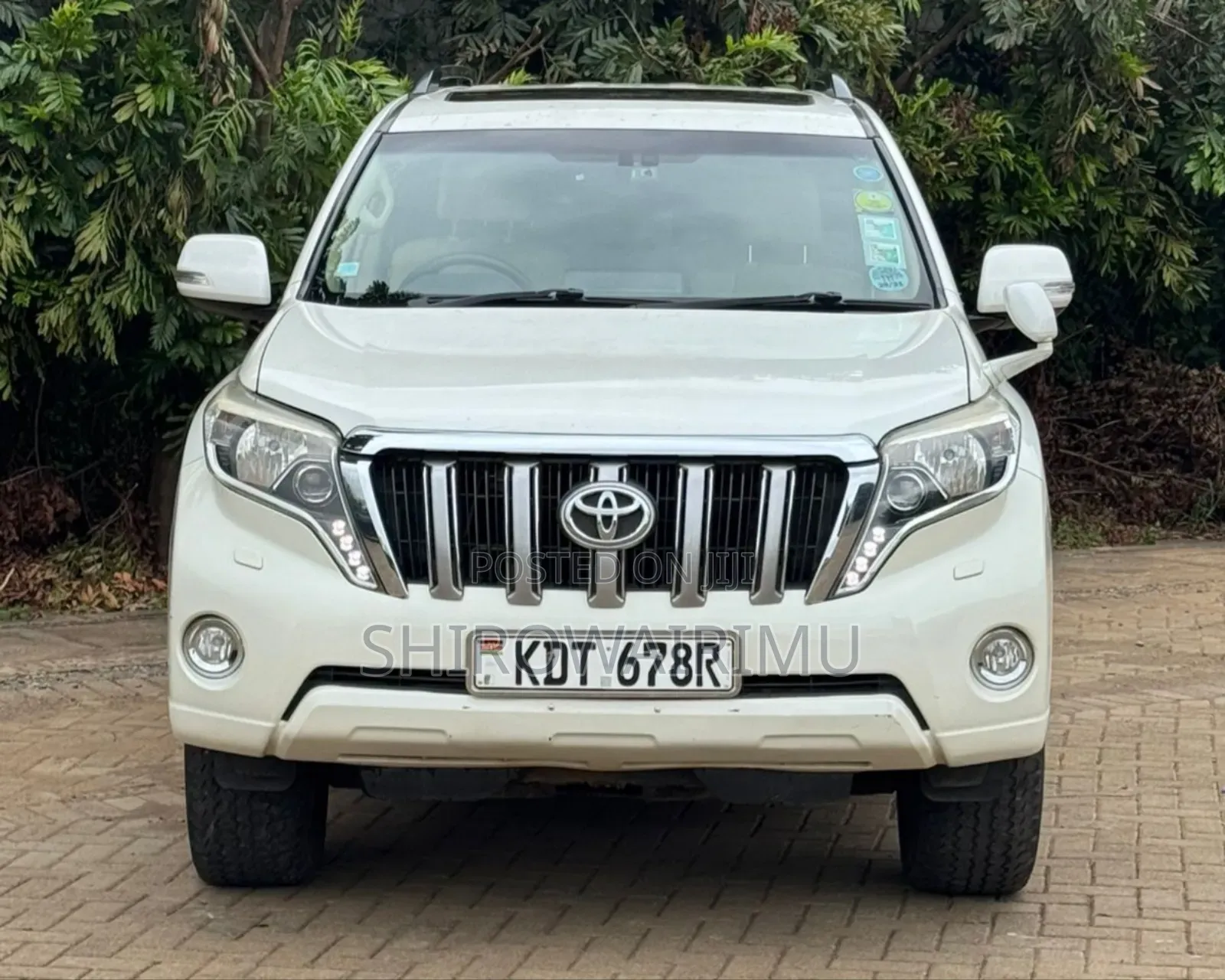 Toyota Land Cruiser Prado 2017 White