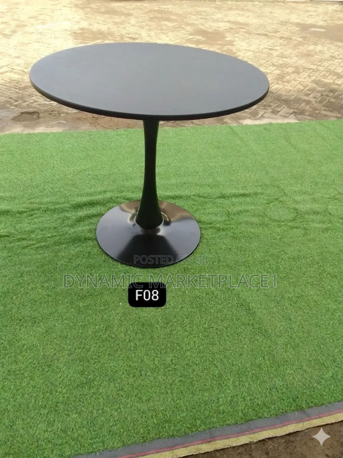 Modern Round Dining Table