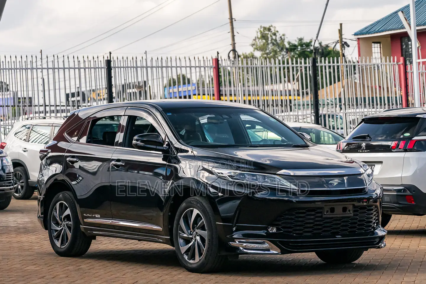 Toyota Harrier 2.0 Turbo 2019 Black