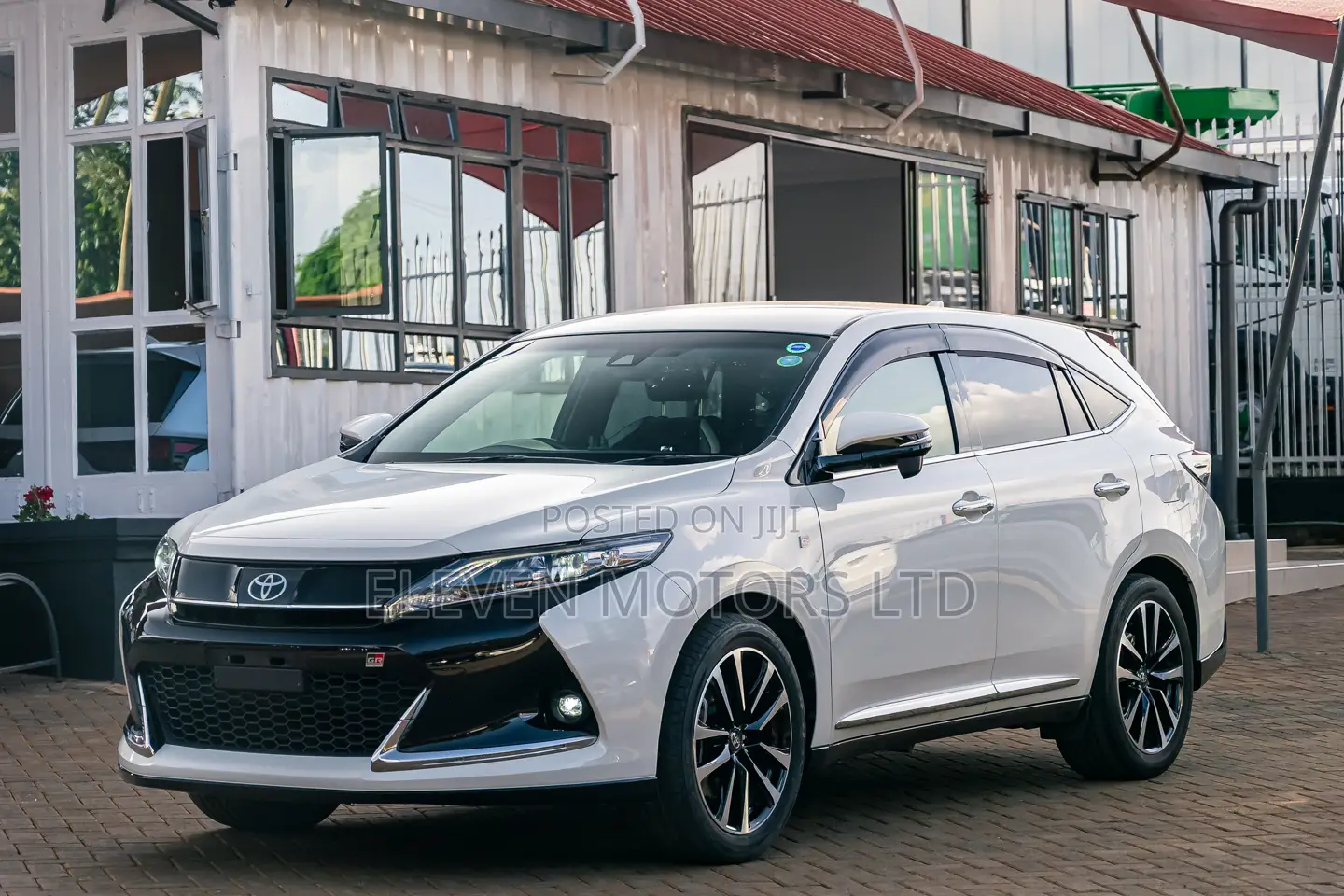 Toyota Harrier 2.0 Turbo GR Sport 2019 White