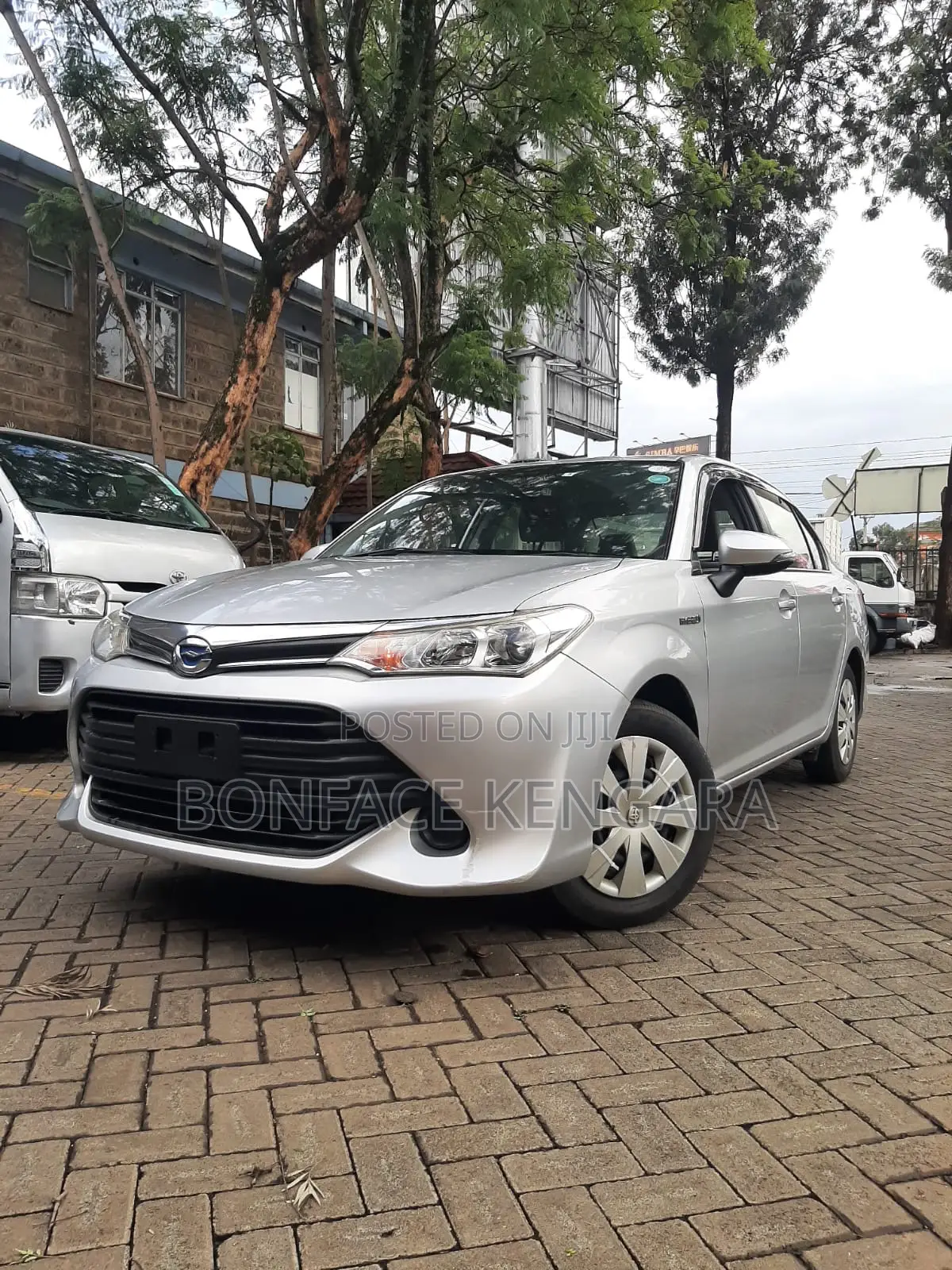 Toyota Axio 2017 Silver