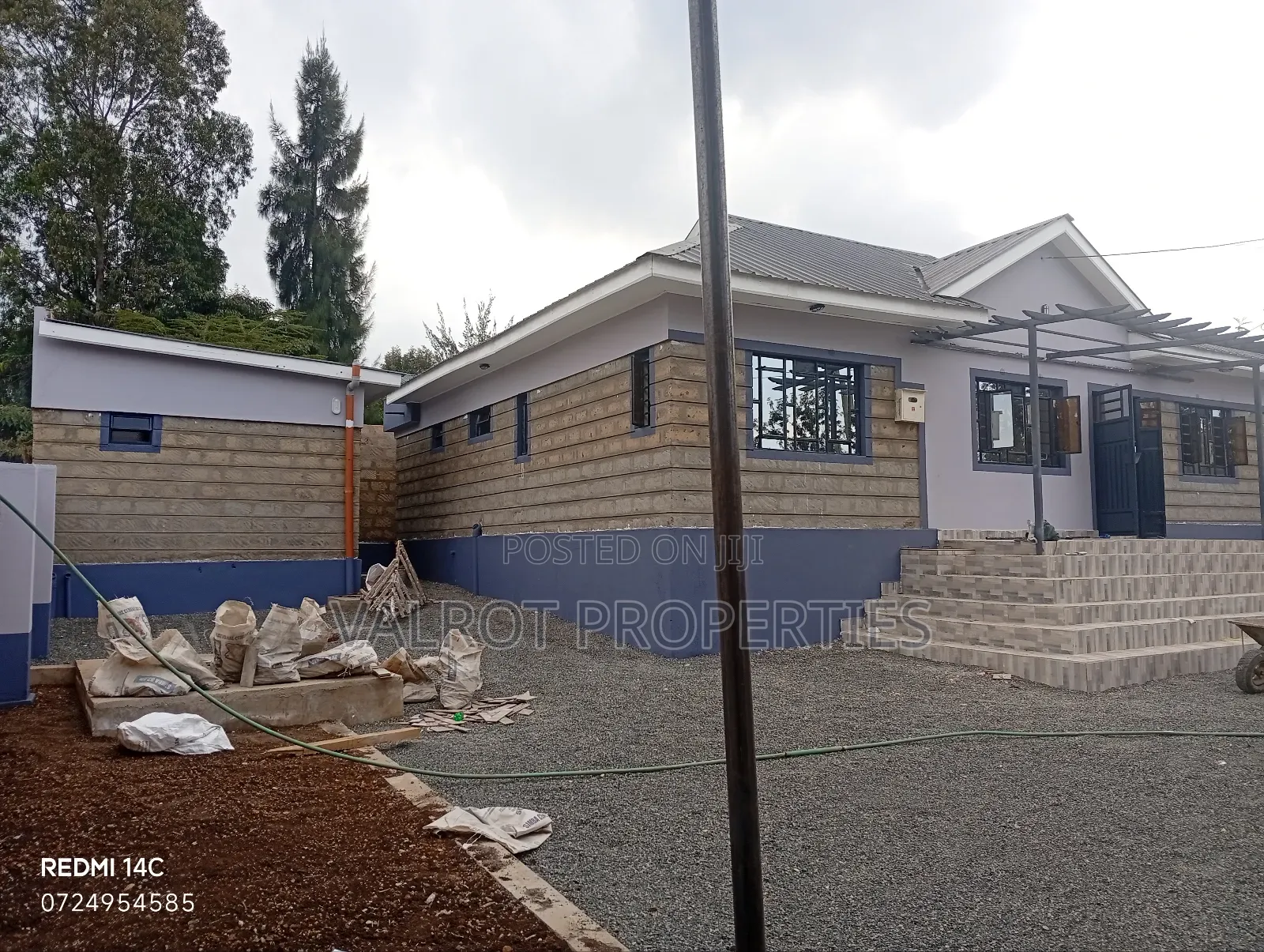 4bdrm Bungalow in Kiserian for sale