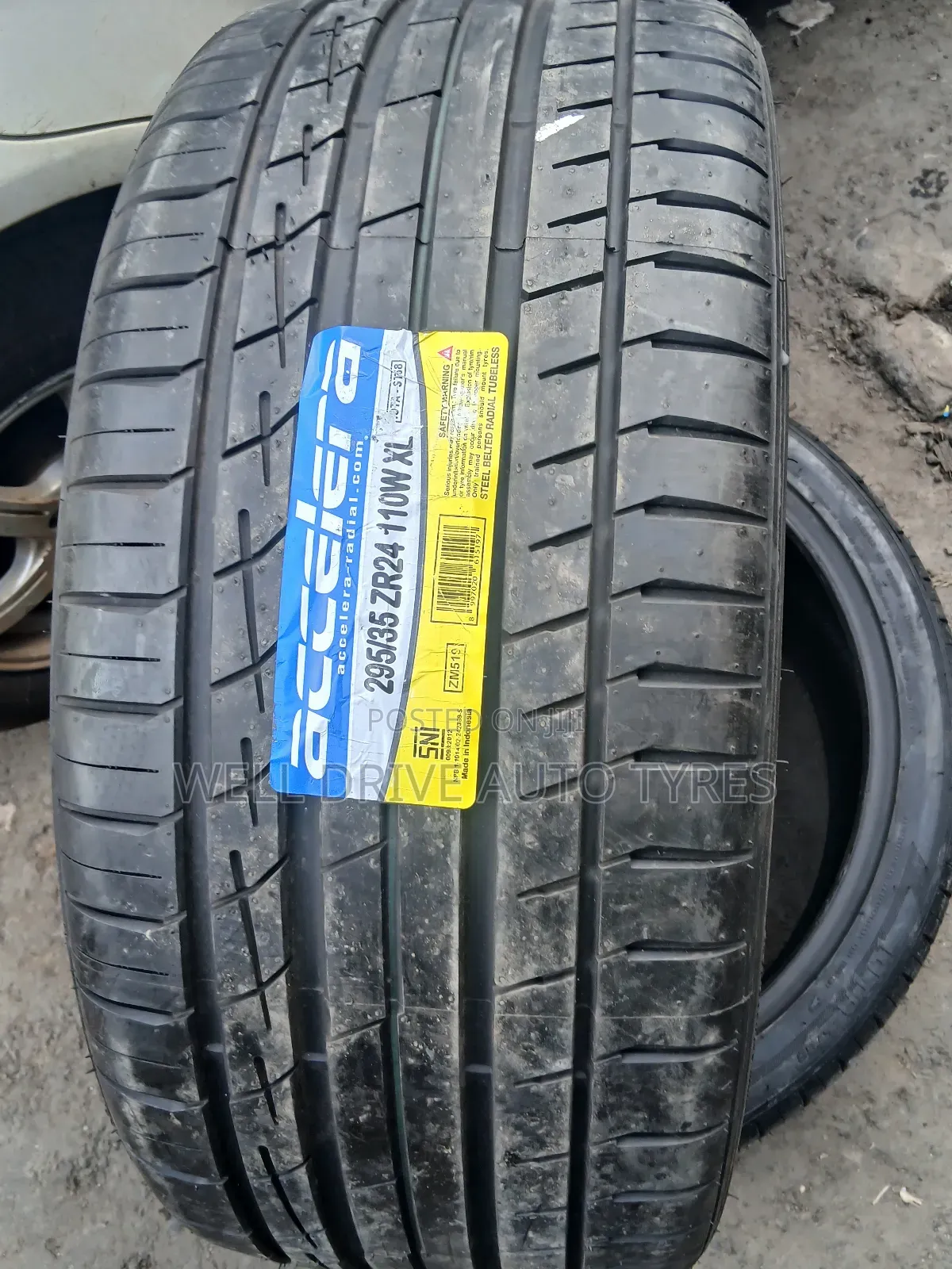 295/35zr24 110wxl Accelera Tires