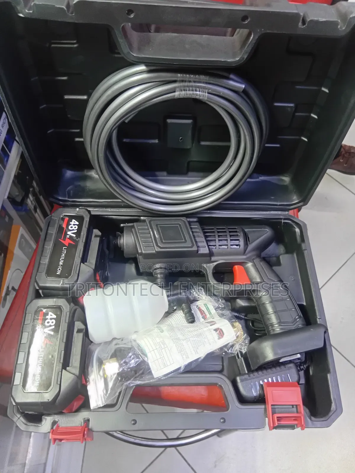 High Pressure Longlasting Cordless Car Wash Machine