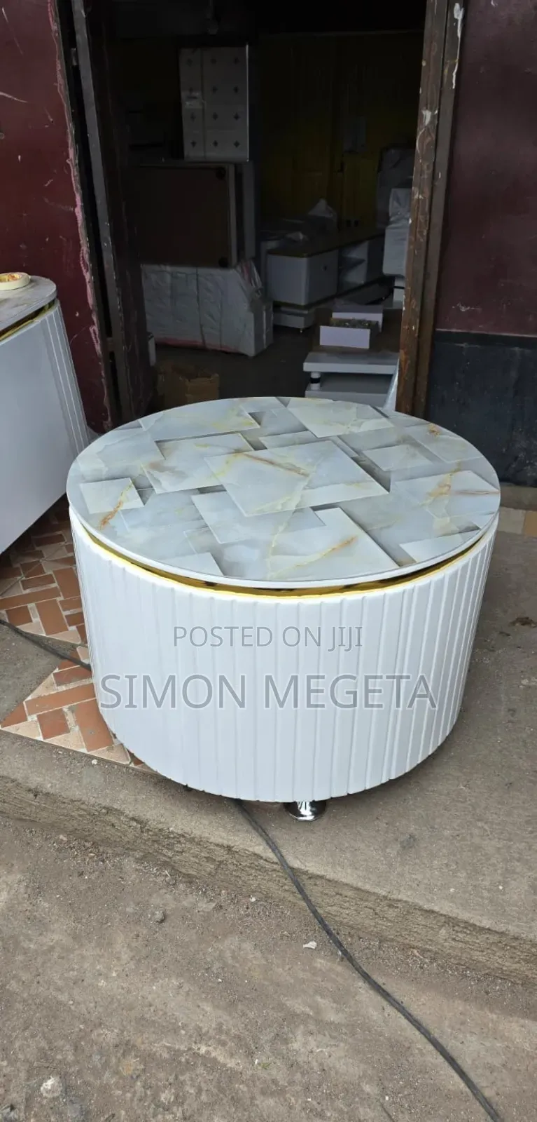 *Modern Round Coffee Table Now Available