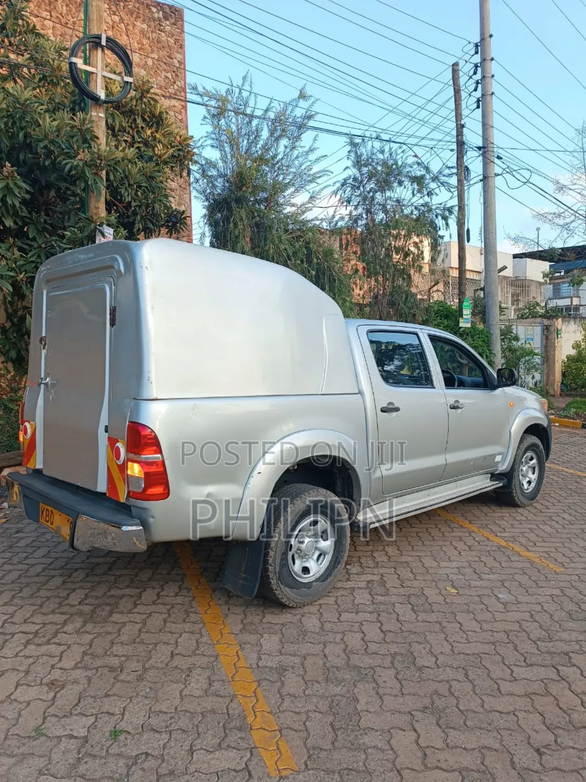 Toyota Hilux 2012 Silver