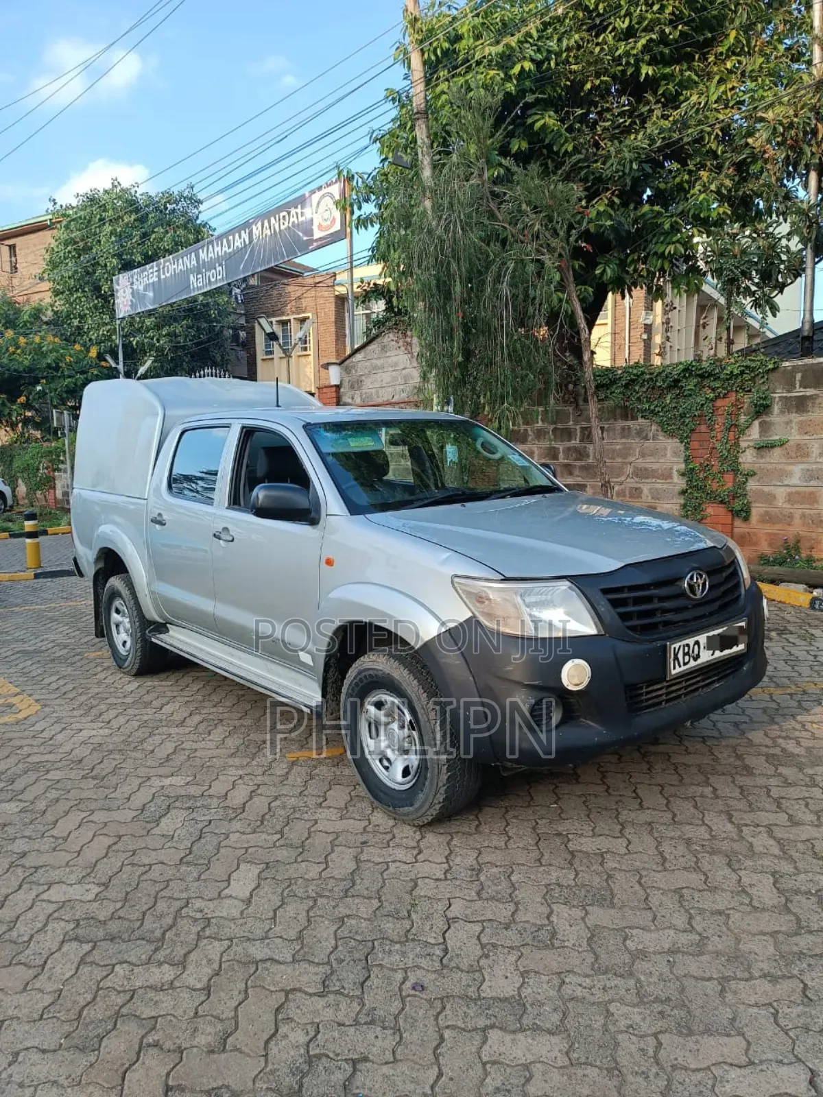 Toyota Hilux 2012 Silver