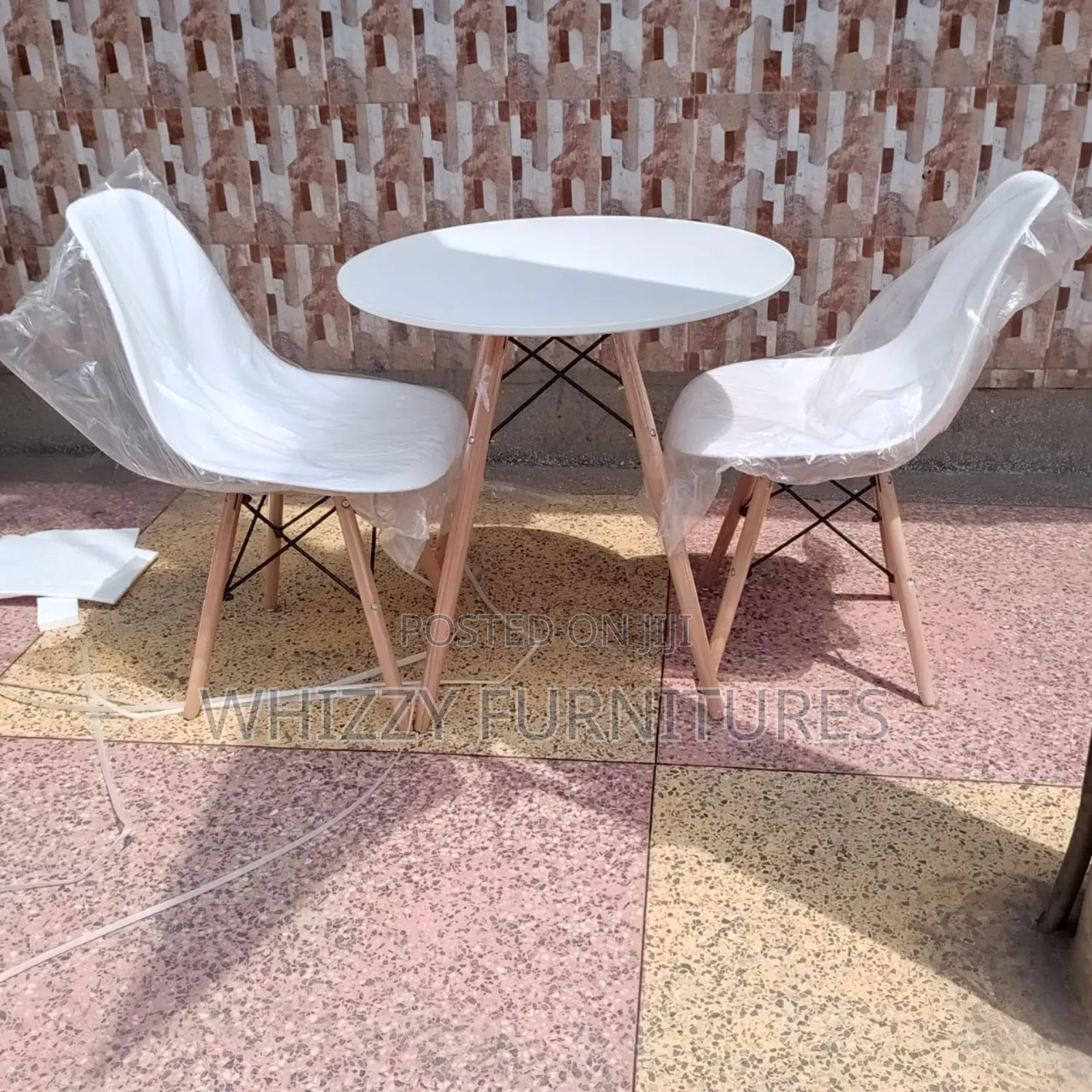 Strong Bnb Dining Set