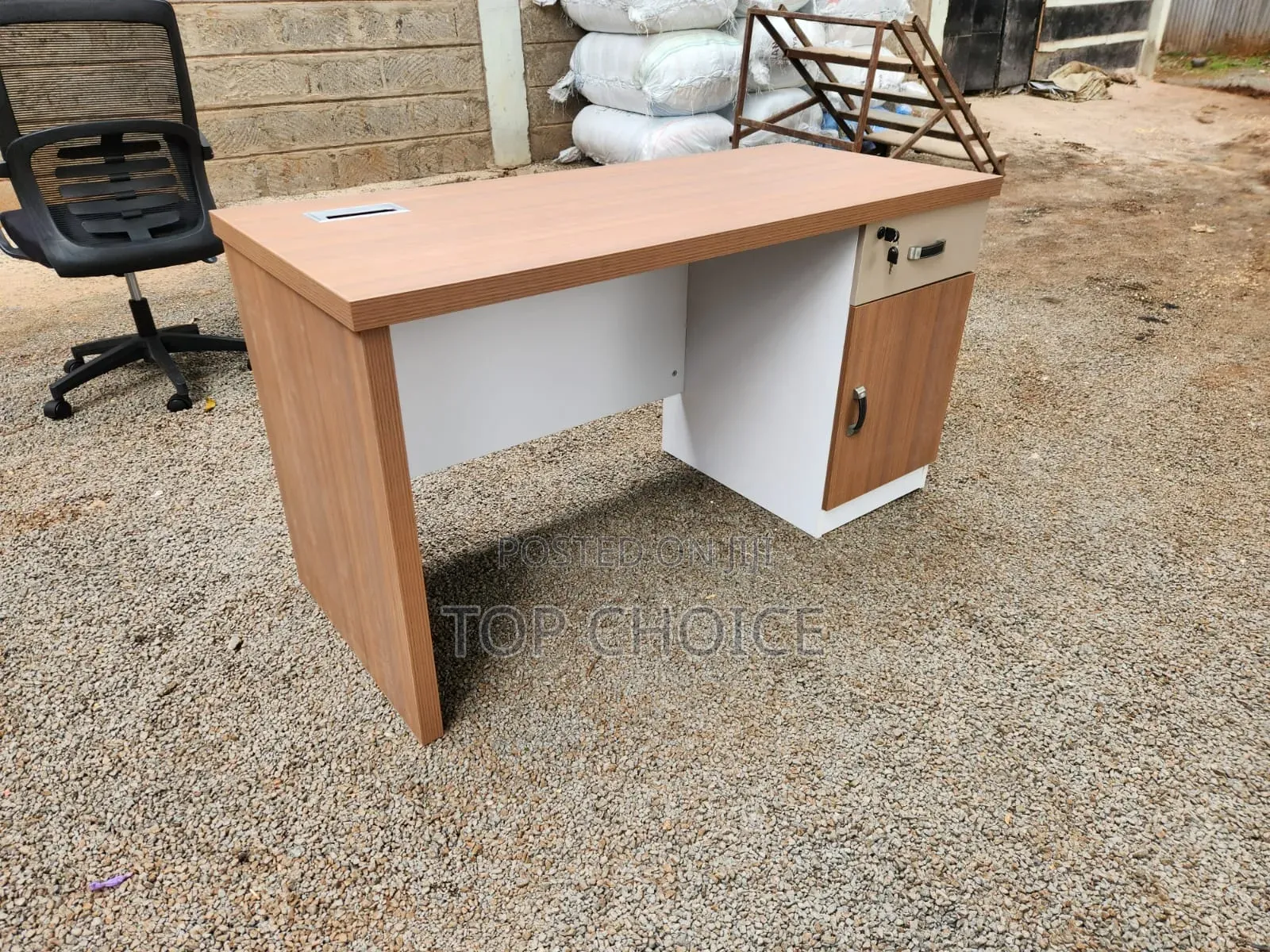 Office Tables 1400mm