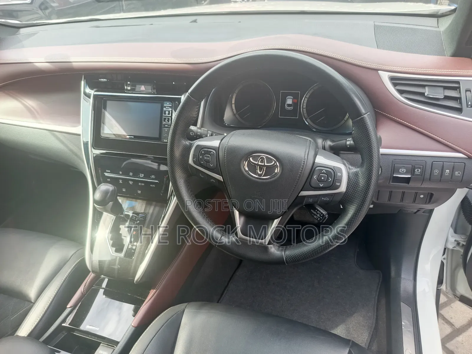 Toyota Harrier 2019 White
