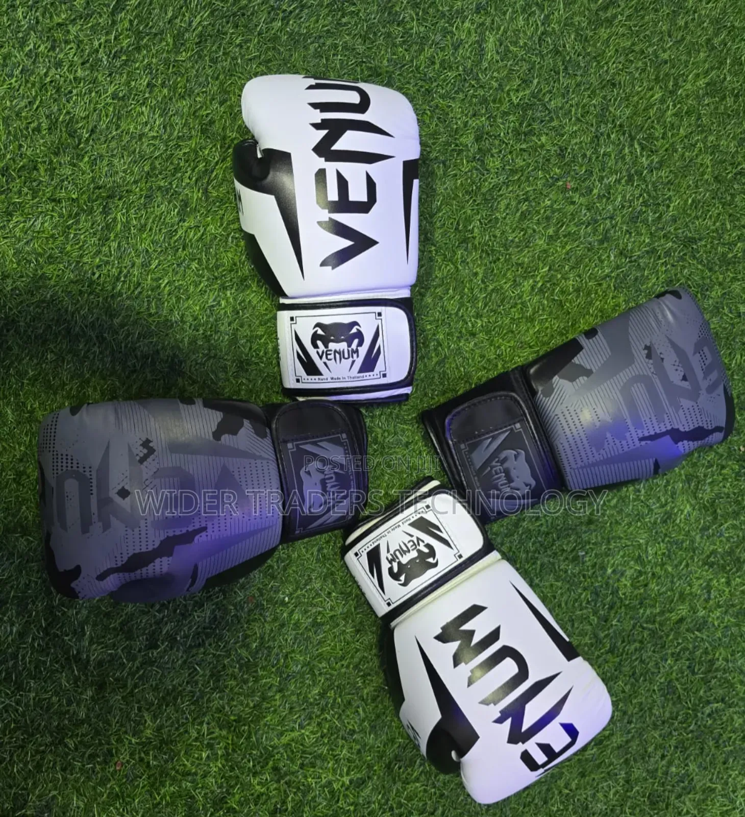 Boxing Gloves
10oz 12oz and 14oz
