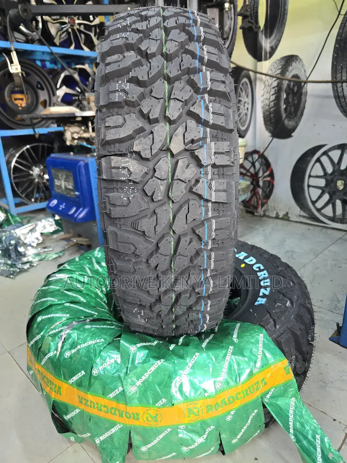 215/75r15 Roadcruza Mt (Mud Terrain) Tire