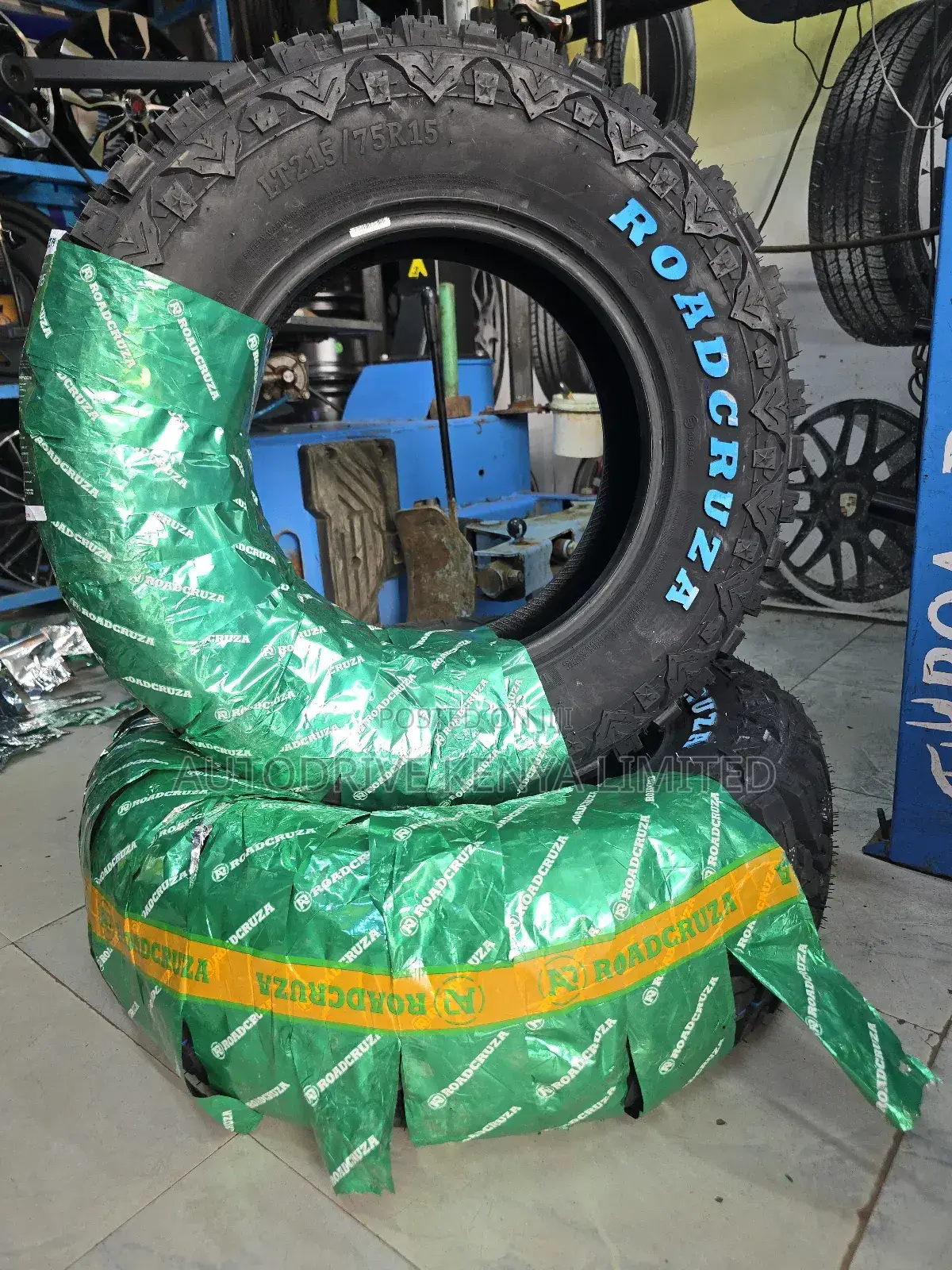 215/75r15 Roadcruza Mt (Mud Terrain) Tire