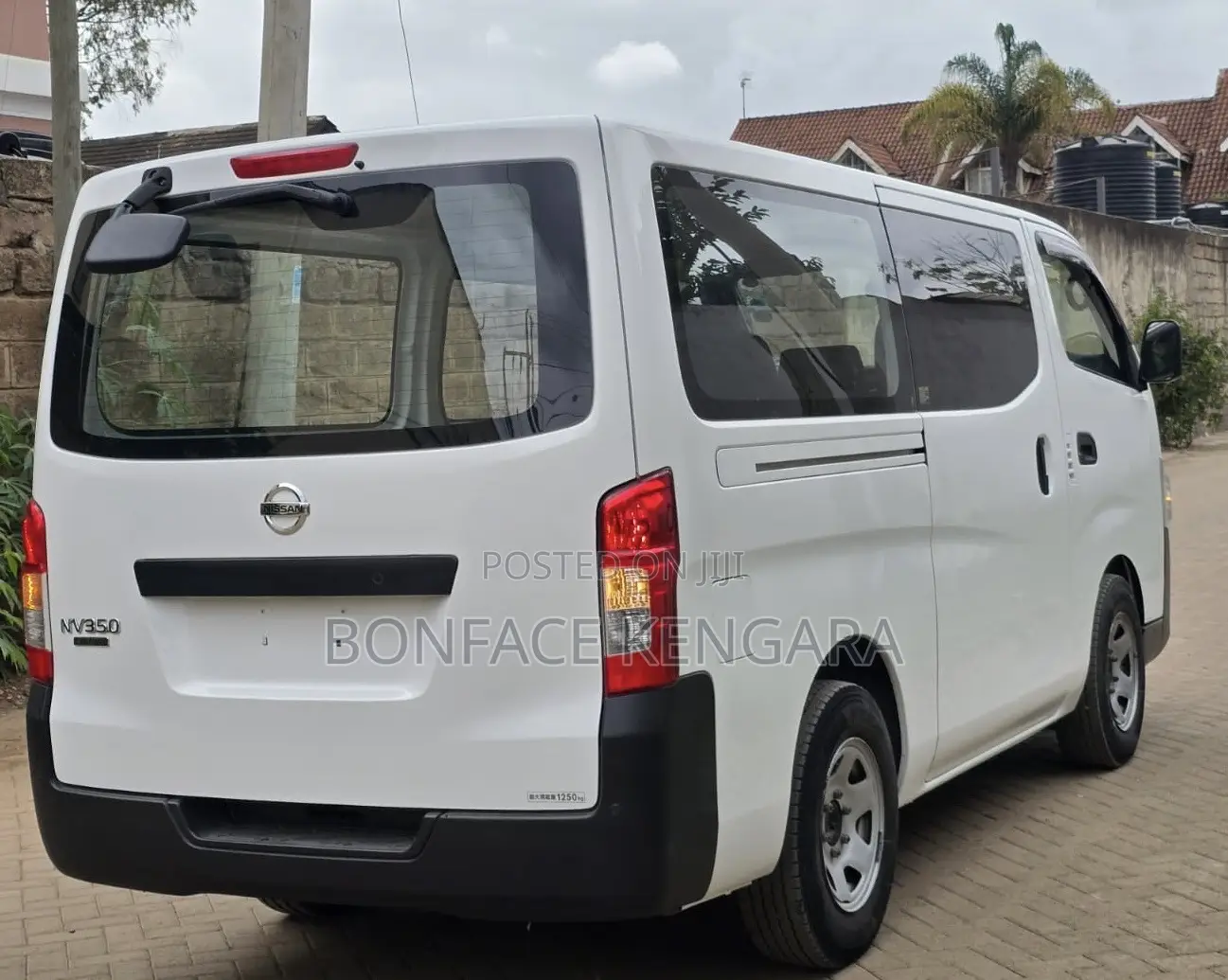Nissan Caravan (Urvan) 2018 White