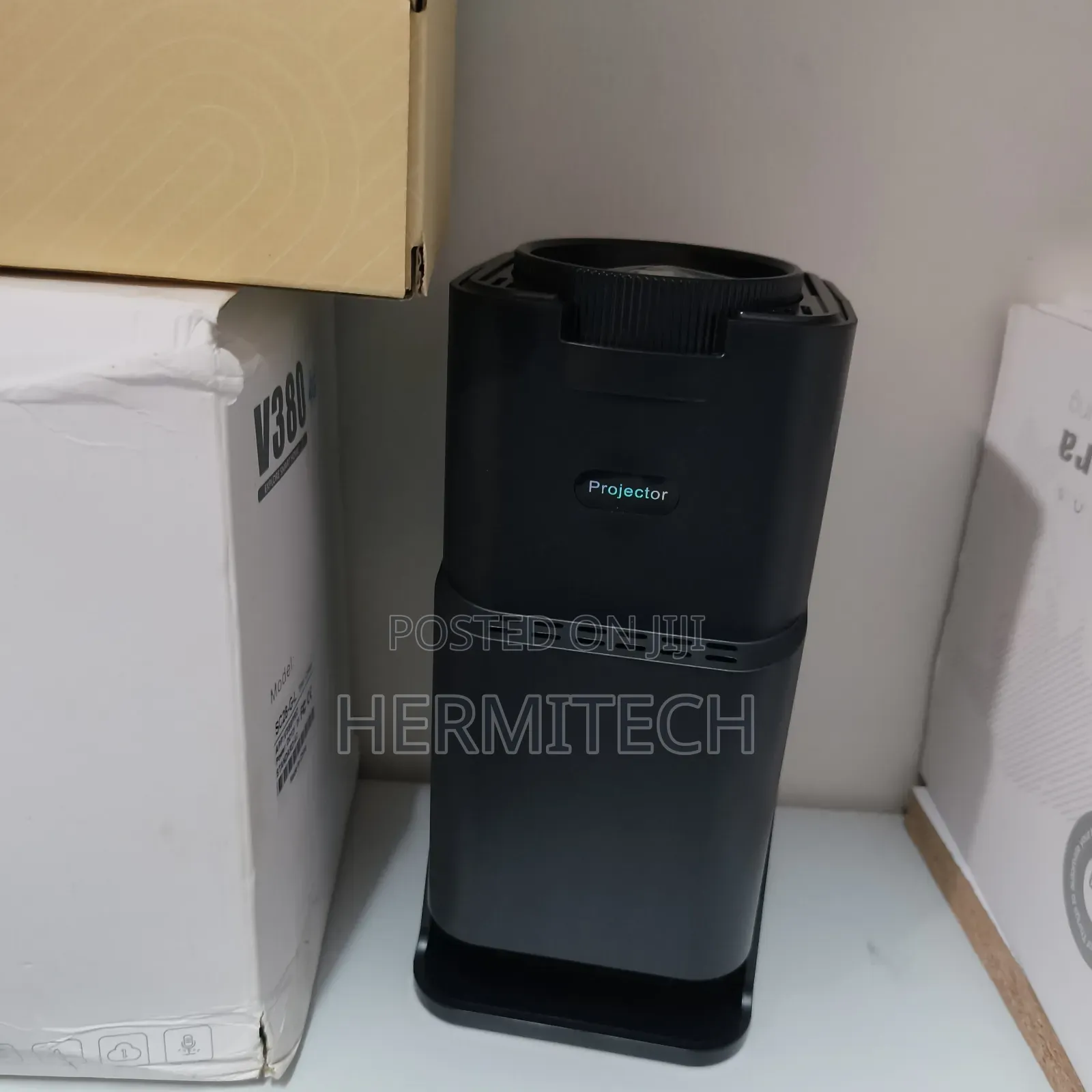 Improved Quality Hy320 Portable Easy to Use Resolution Wifi Smart