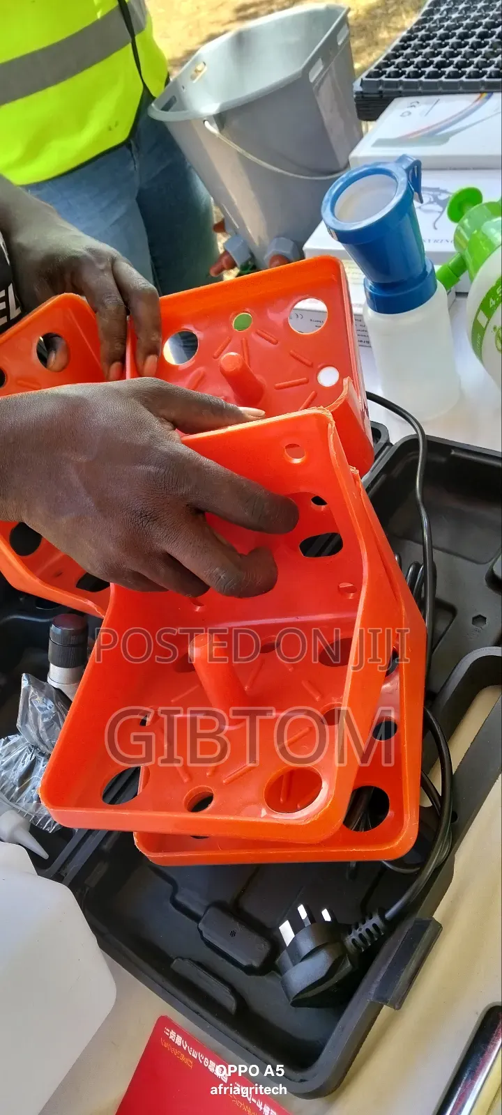 Small Salt Licker Block Holder