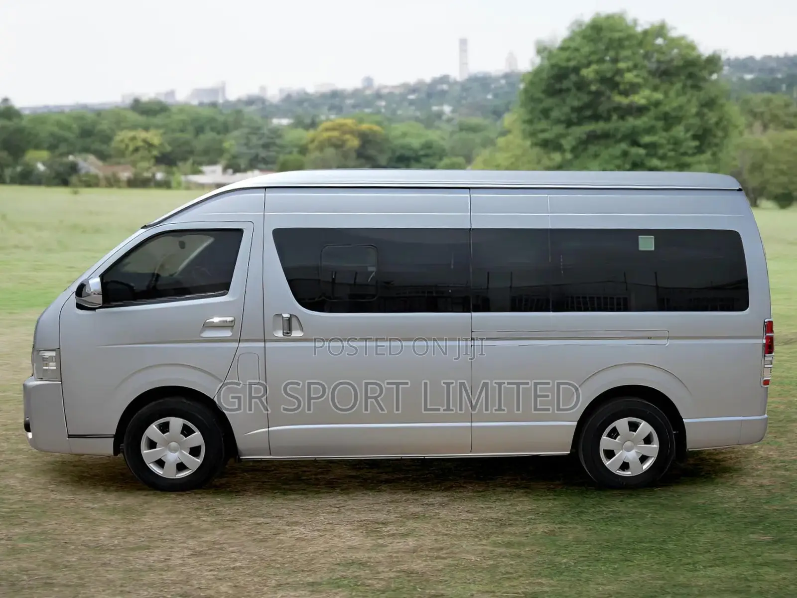 Toyota Grand HiAce 2019 Silver
