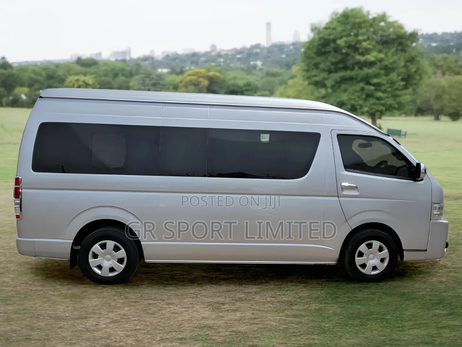 Toyota Grand HiAce 2019 Silver
