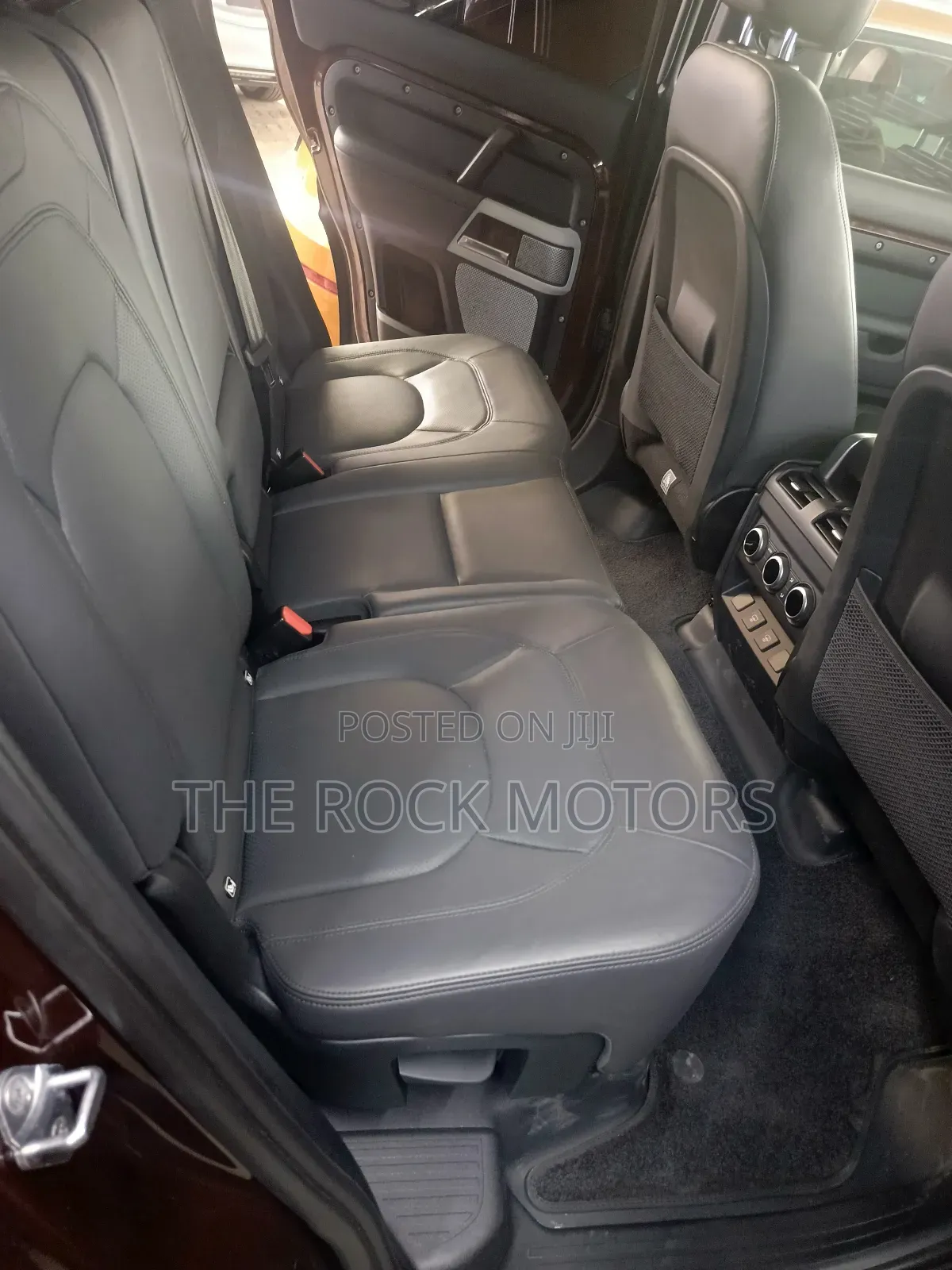 Land Rover Defender 2020 Maroon