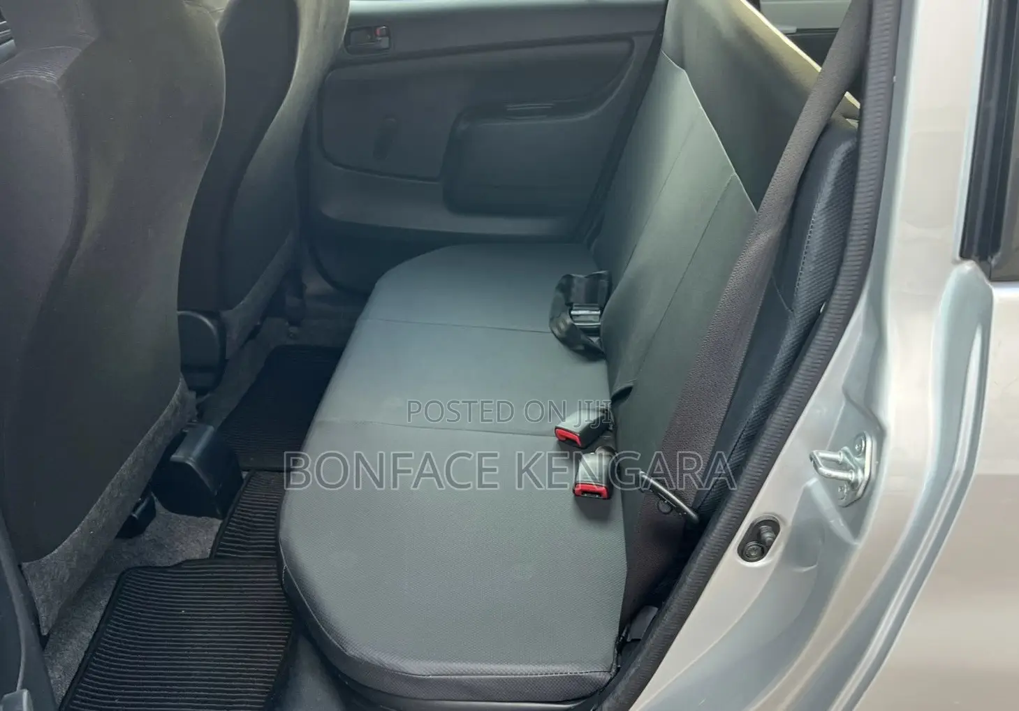 Toyota Probox 1.5 Hybrid DX 2019 Silver
