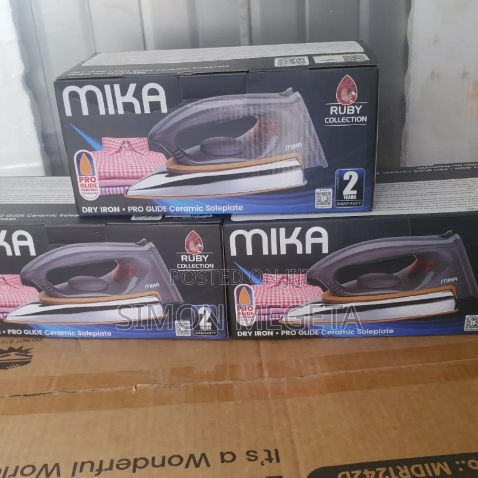 Heavy-Duty Mika Iron Box – Perfect for Tough Ironing.