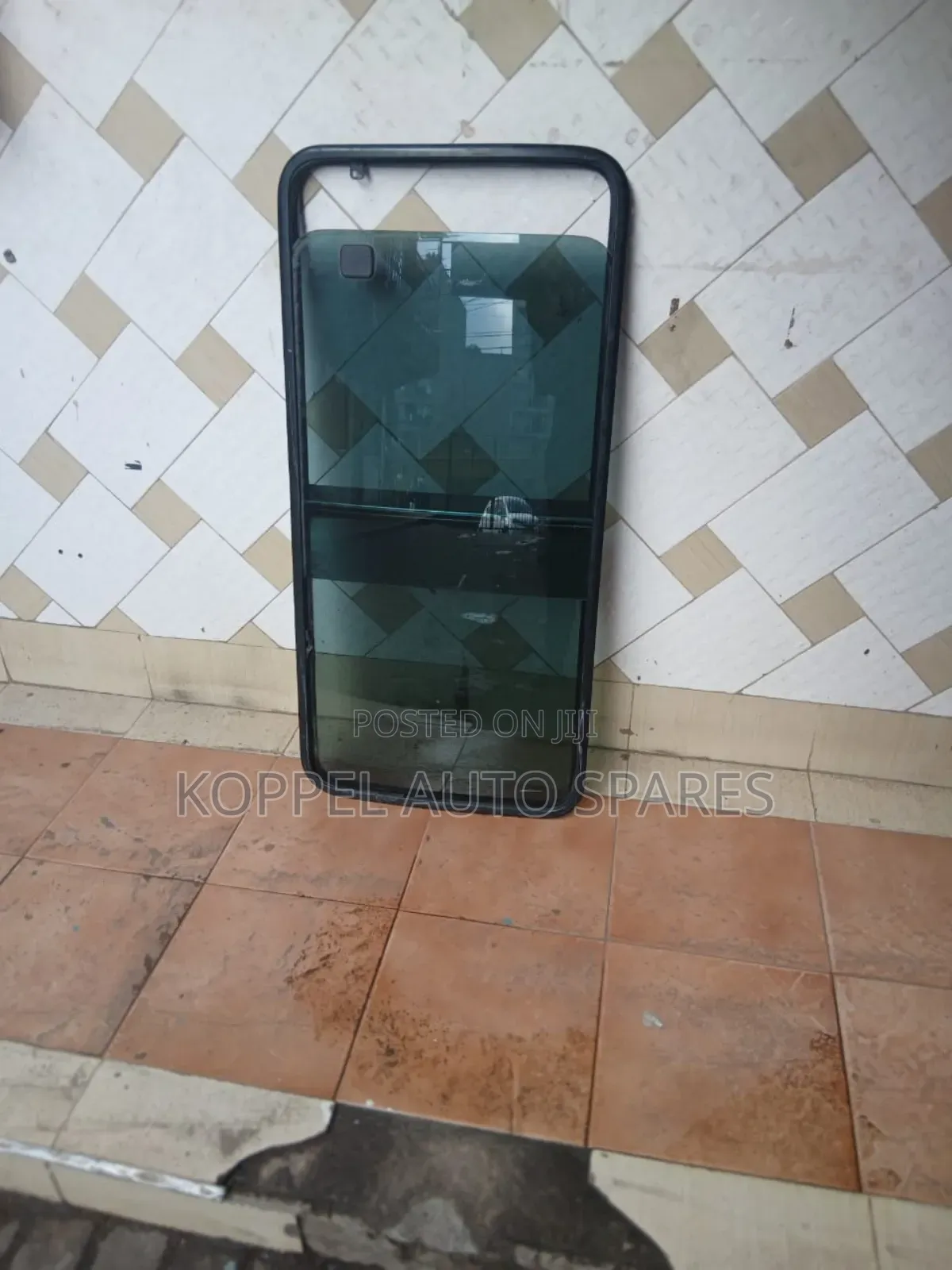 Mazda Bongo Sliding Door Windows