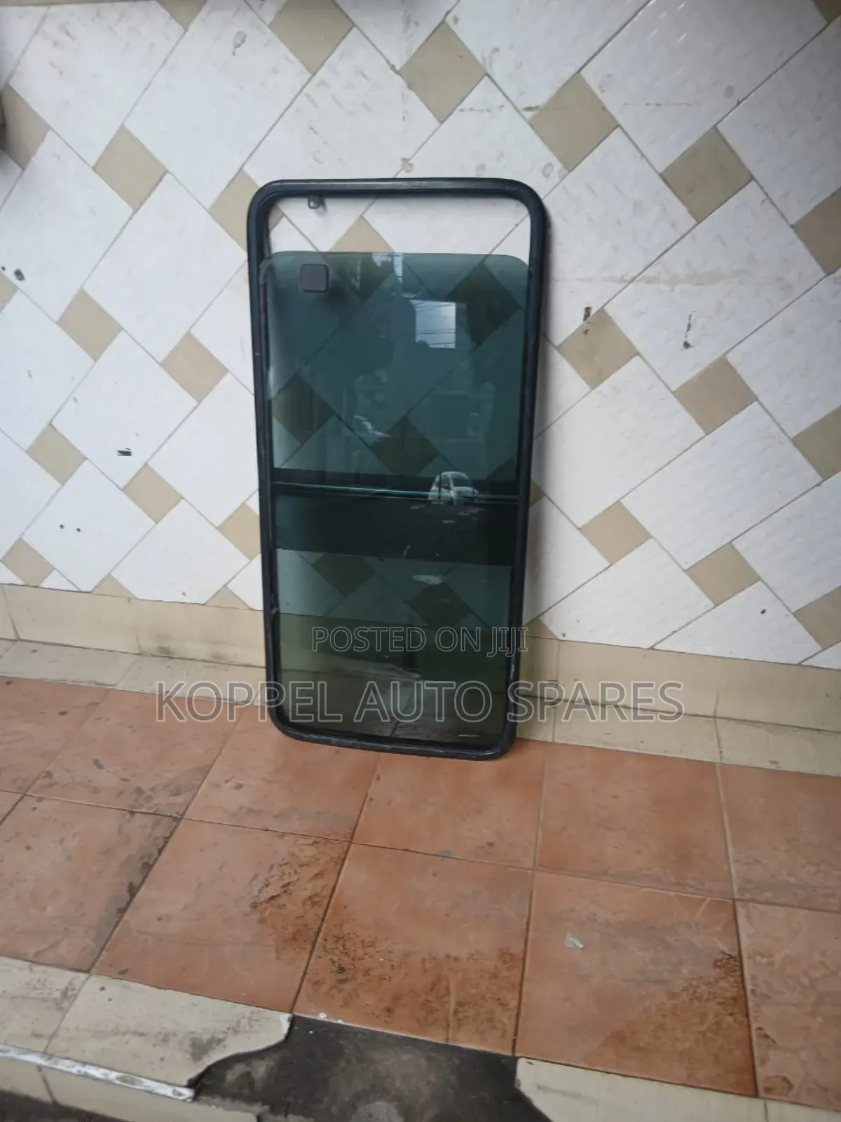 Mazda Bongo Sliding Door Windows