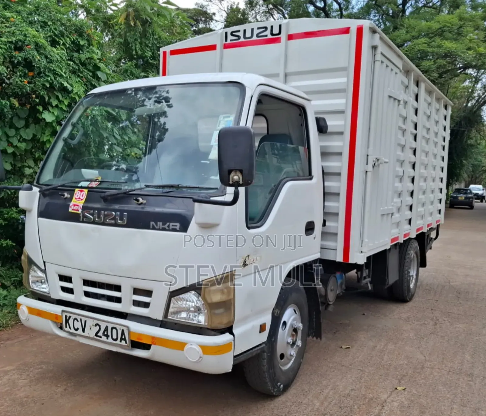 Isuzu NKR Lorry