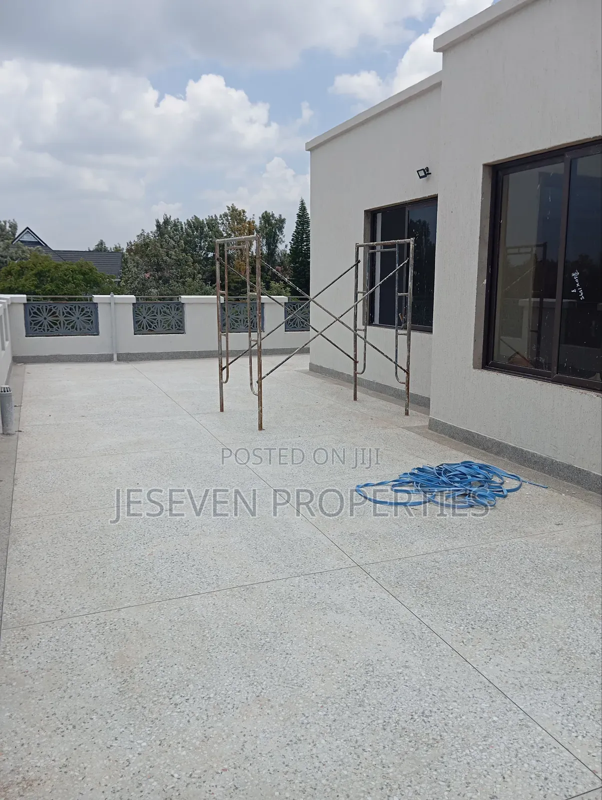 6bdrm Mansion in Syokimau, Mombasa Road for rent
