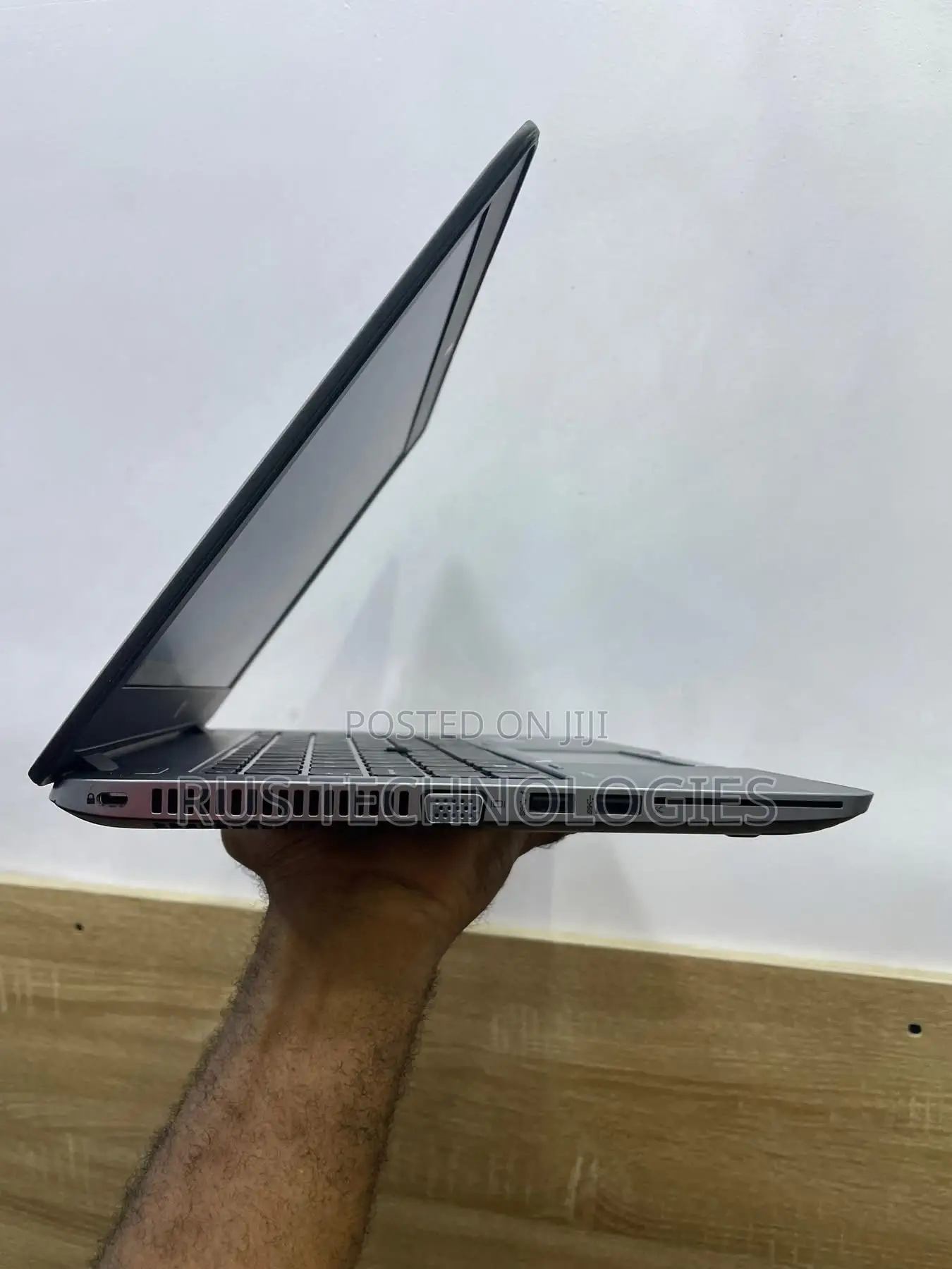 Laptop HP EliteBook 840 8GB Intel Core i7 SSD 256GB