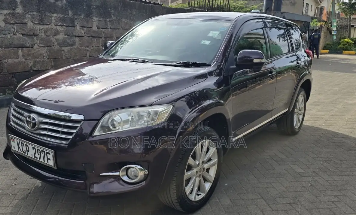Toyota Vanguard 2010 Burgundy