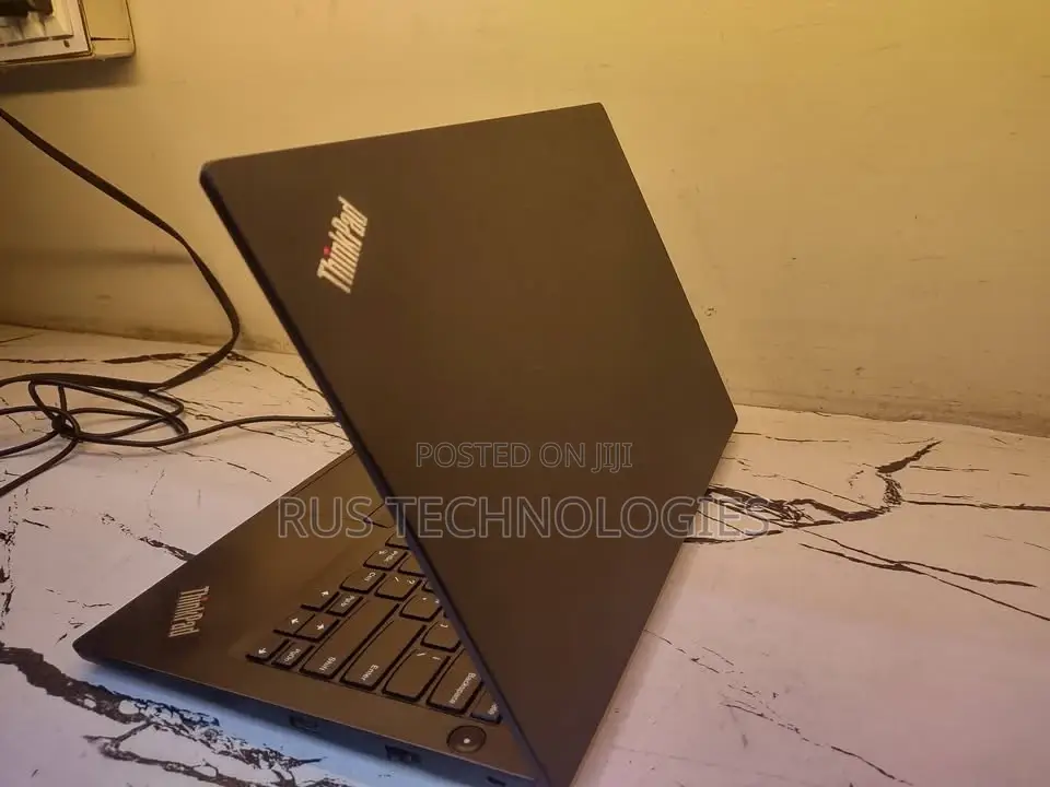 Laptop Lenovo ThinkPad E14 Gen 3 16GB Intel Core i5 SSD 256GB
