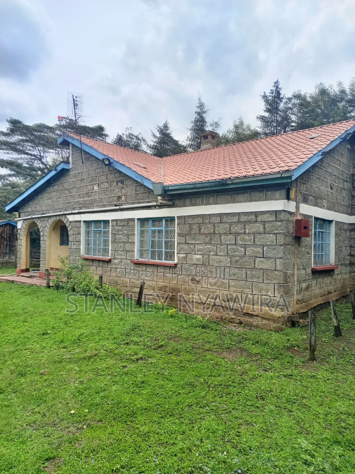 4bdrm Bungalow in Huku./Hook Estate, Nanyuki for sale