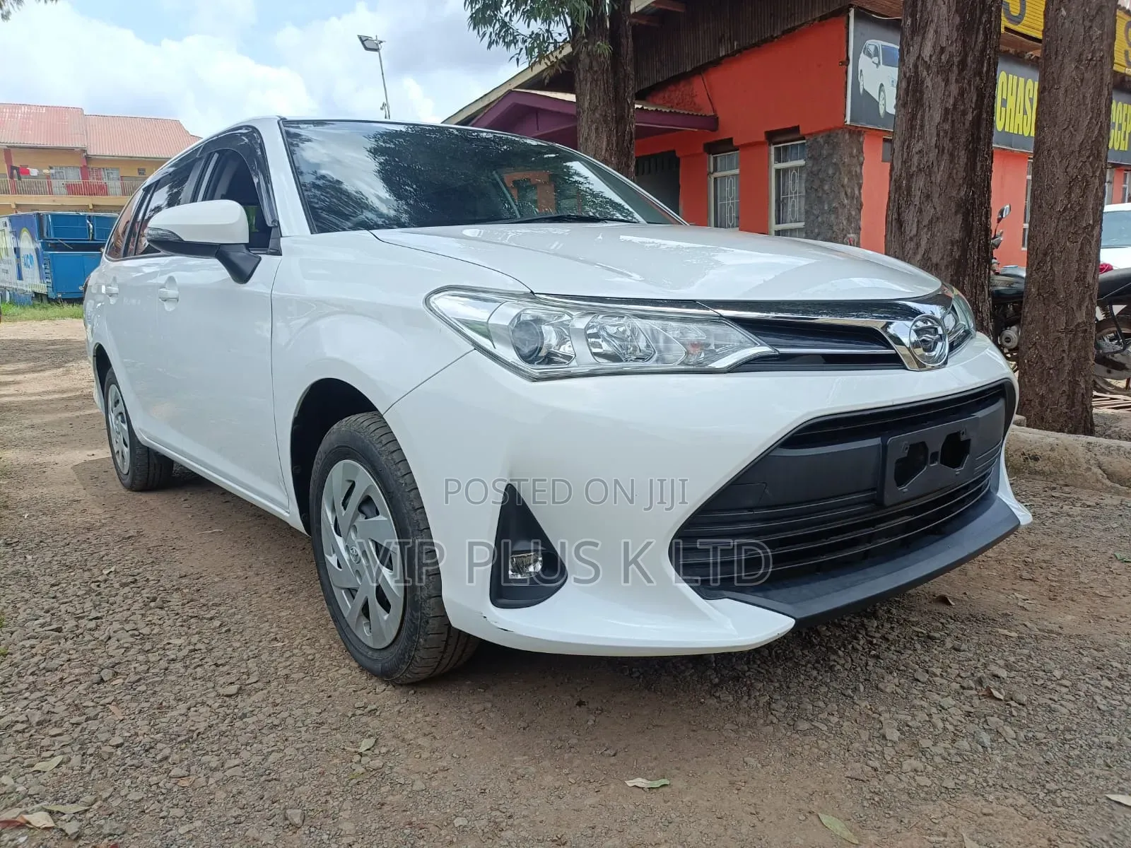 Toyota Corolla Fielder 1.5 Petrol AWD 2018 White