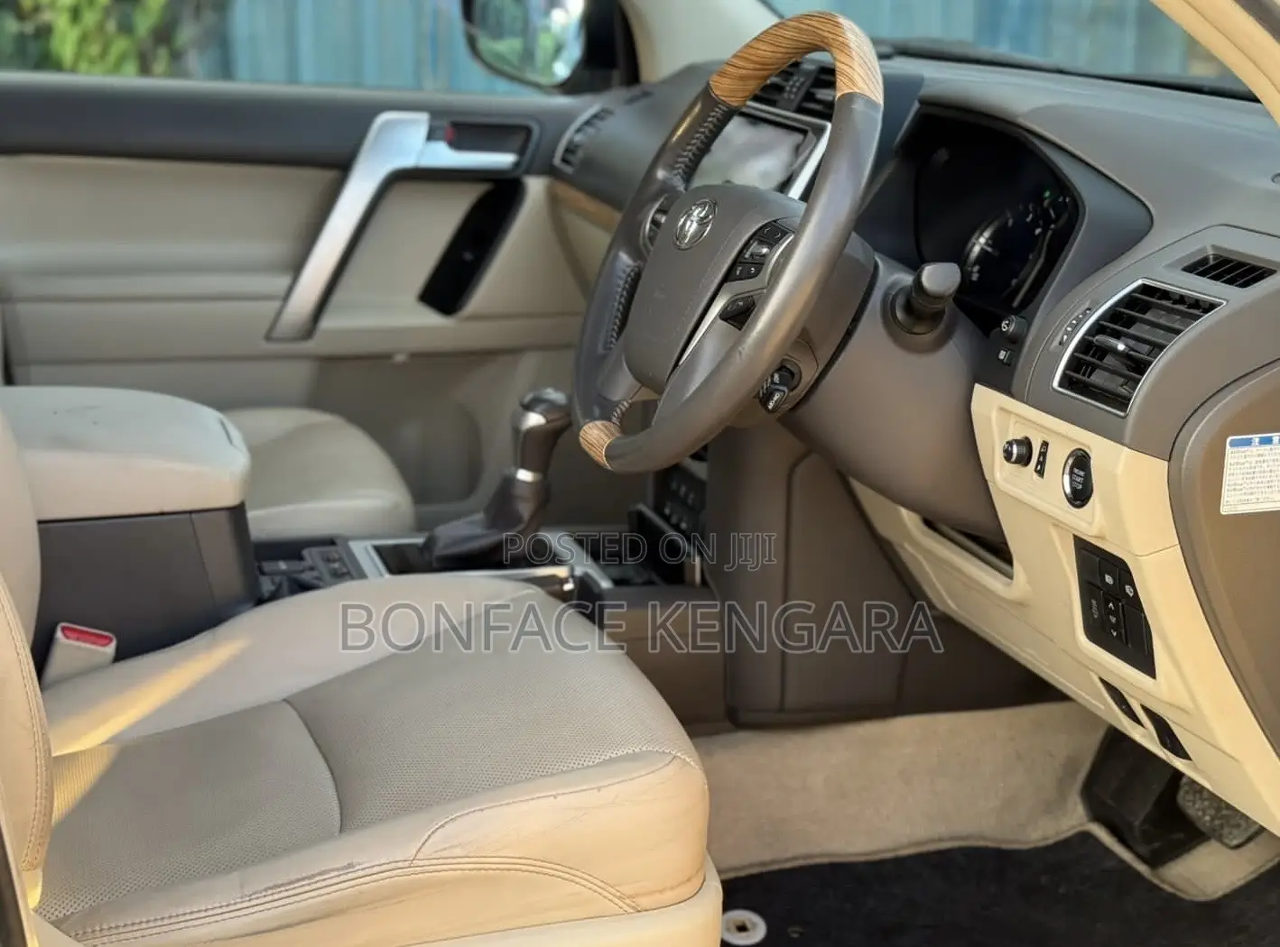 Toyota Land Cruiser Prado 2.8 2019 White