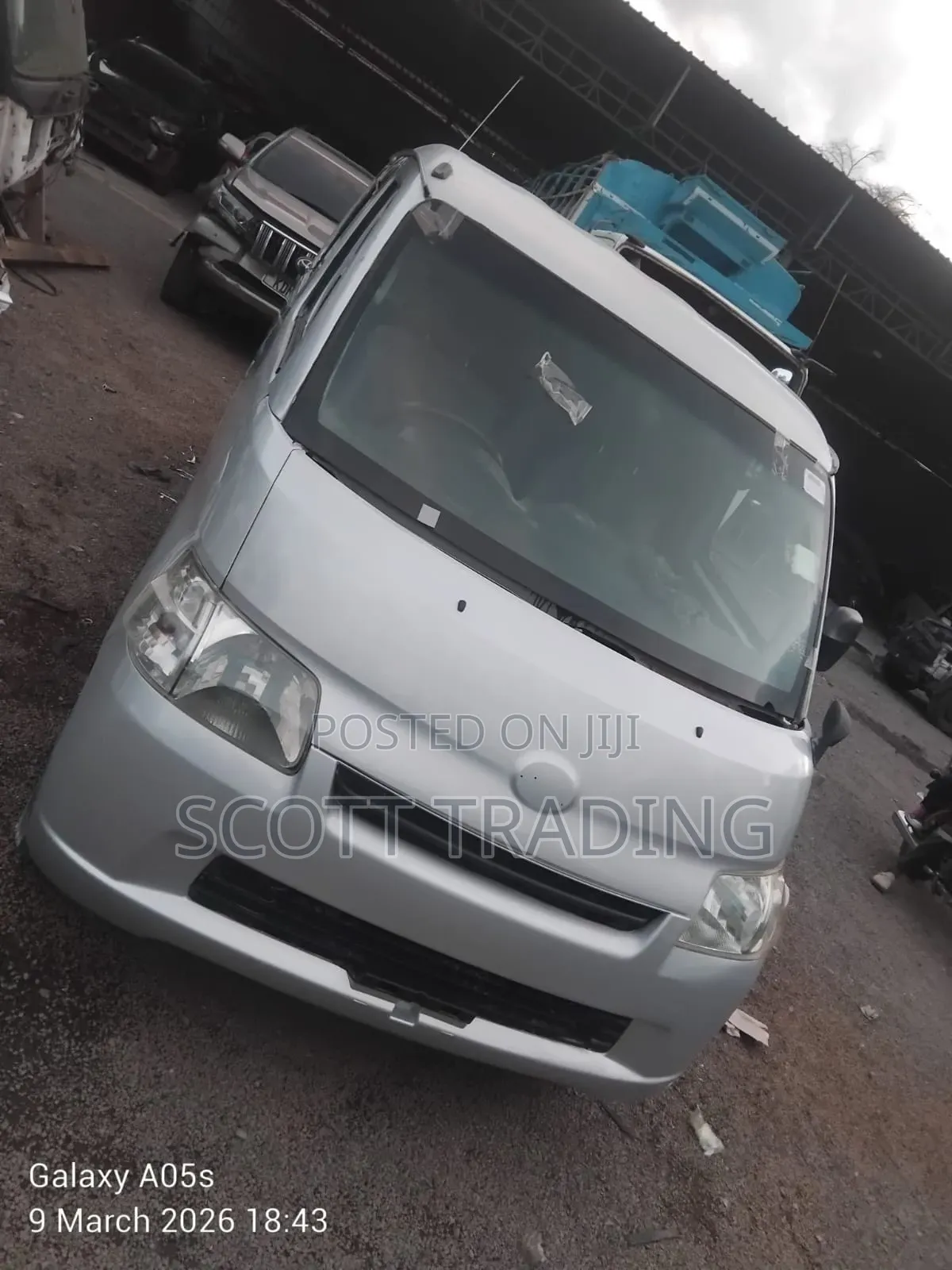 Toyota Townace Front Windscreen