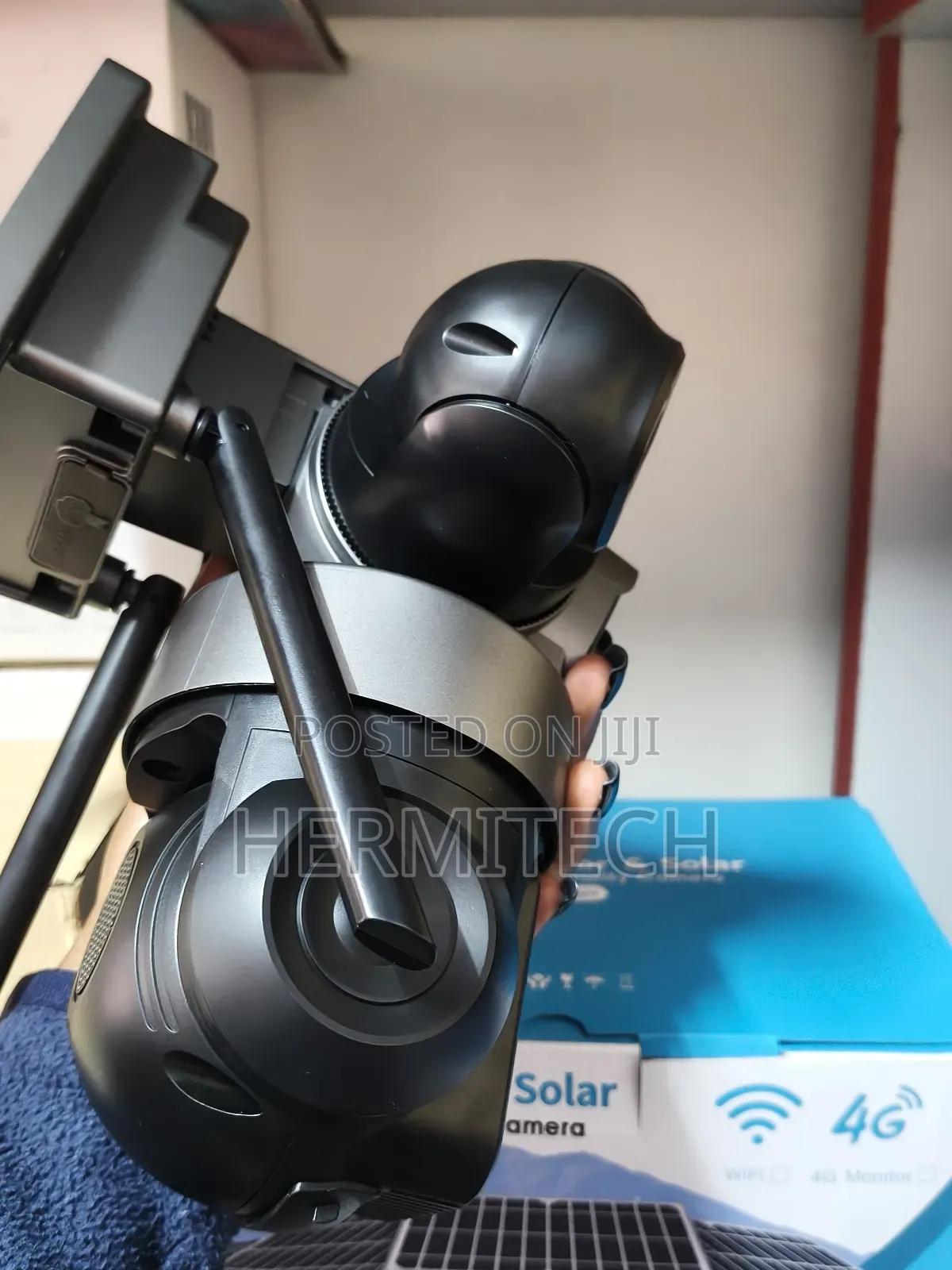 Solar Light Intelligence CCTV With Triple Lens Wifi Camera