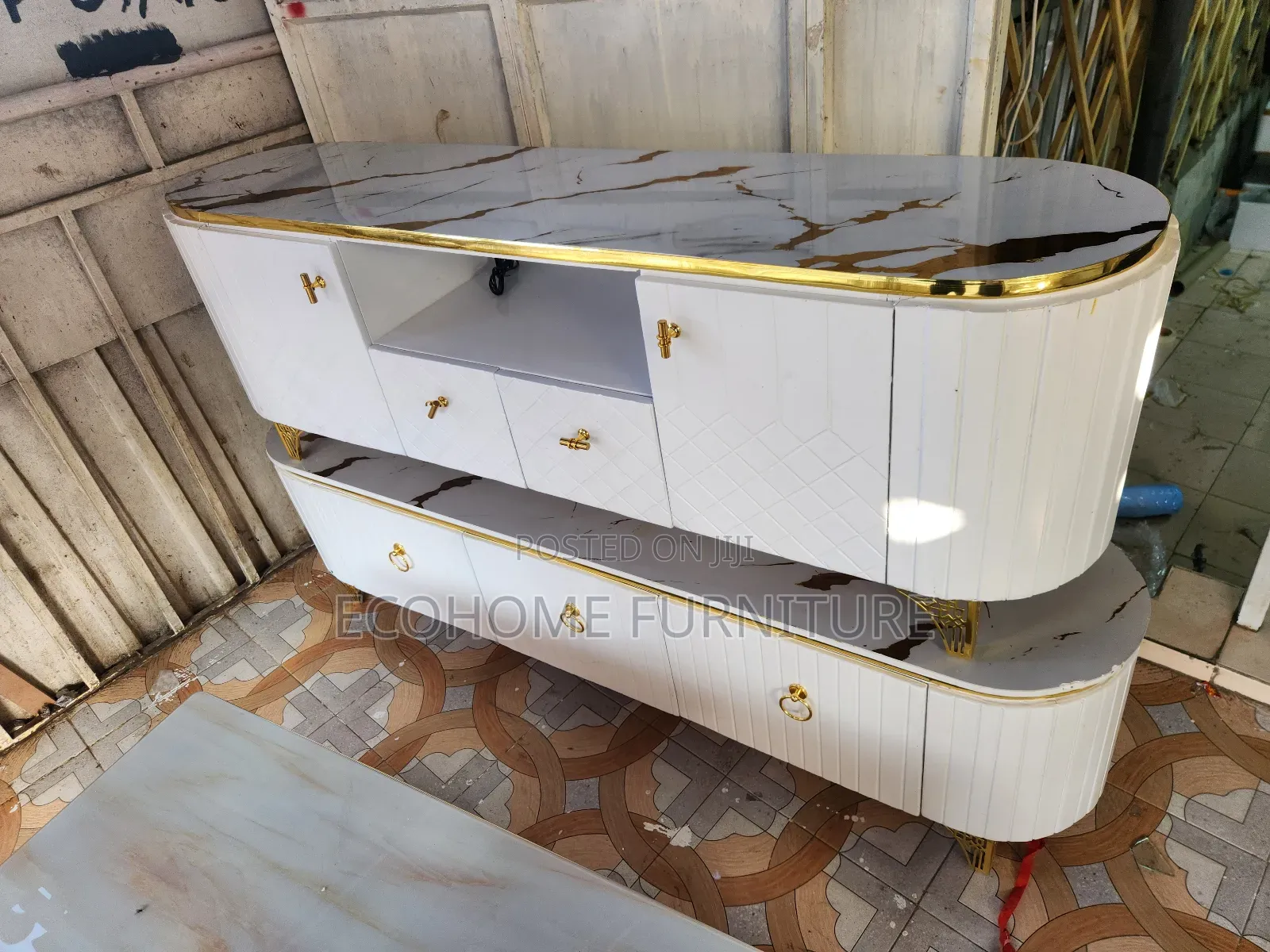 5 Feat Morden Tv Stand