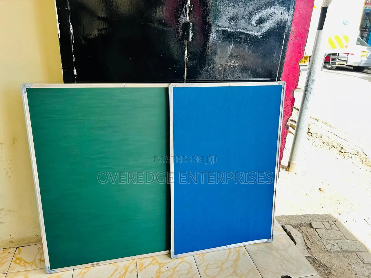Effective Pinboards for Notices