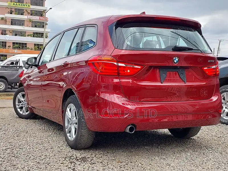 BMW 218i 2018 Red
