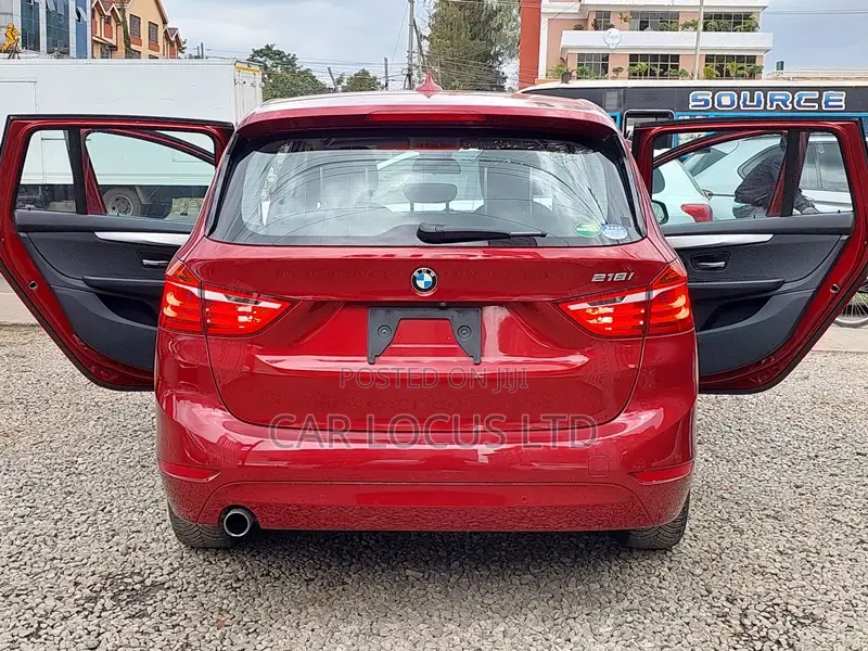 BMW 218i 2018 Red