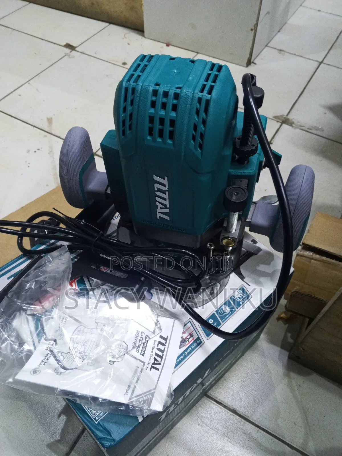 Professional Electric Router