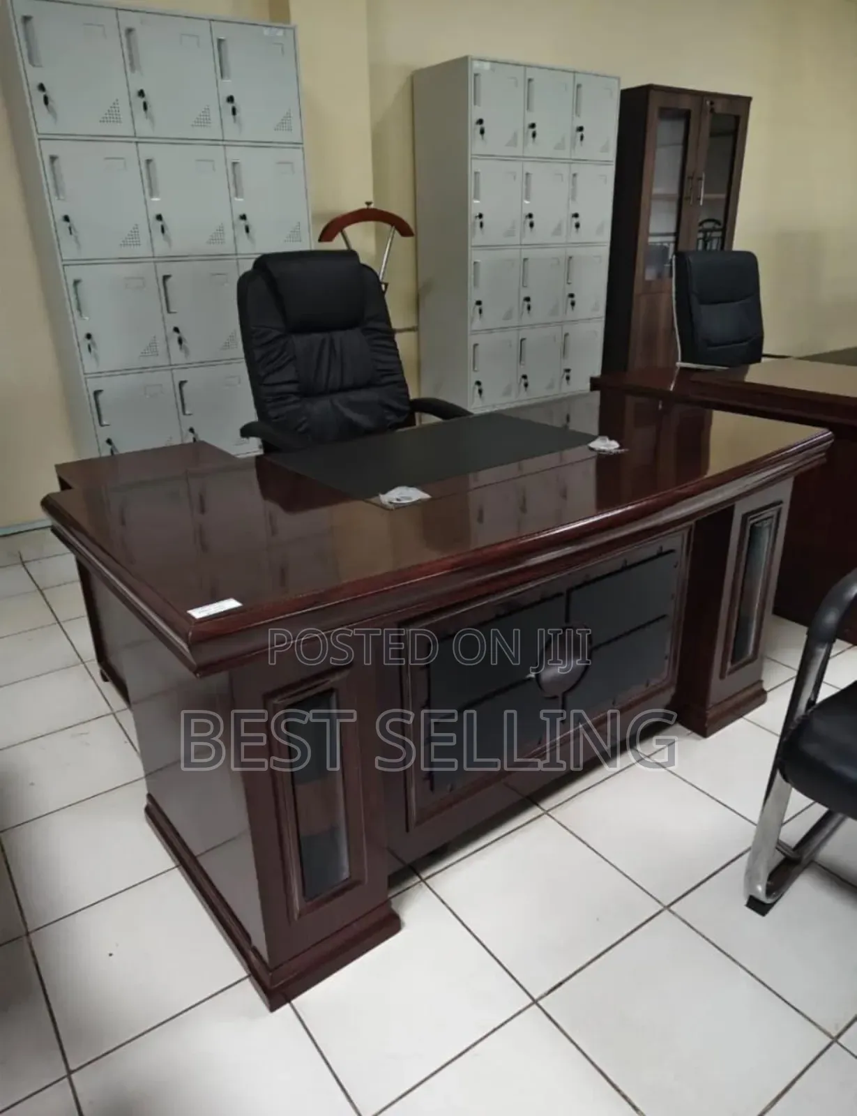 1.6m Mahogany Desk
