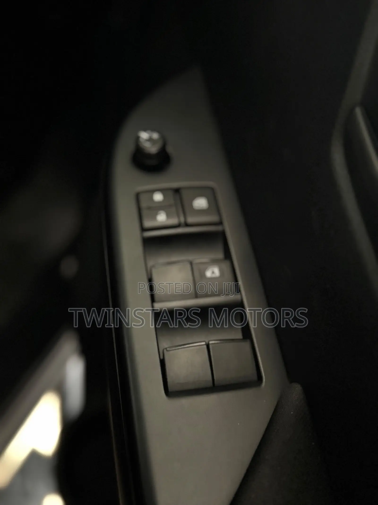 Toyota Hilux Revo Double Cab Deisel 2.4 AWD 2020 Black